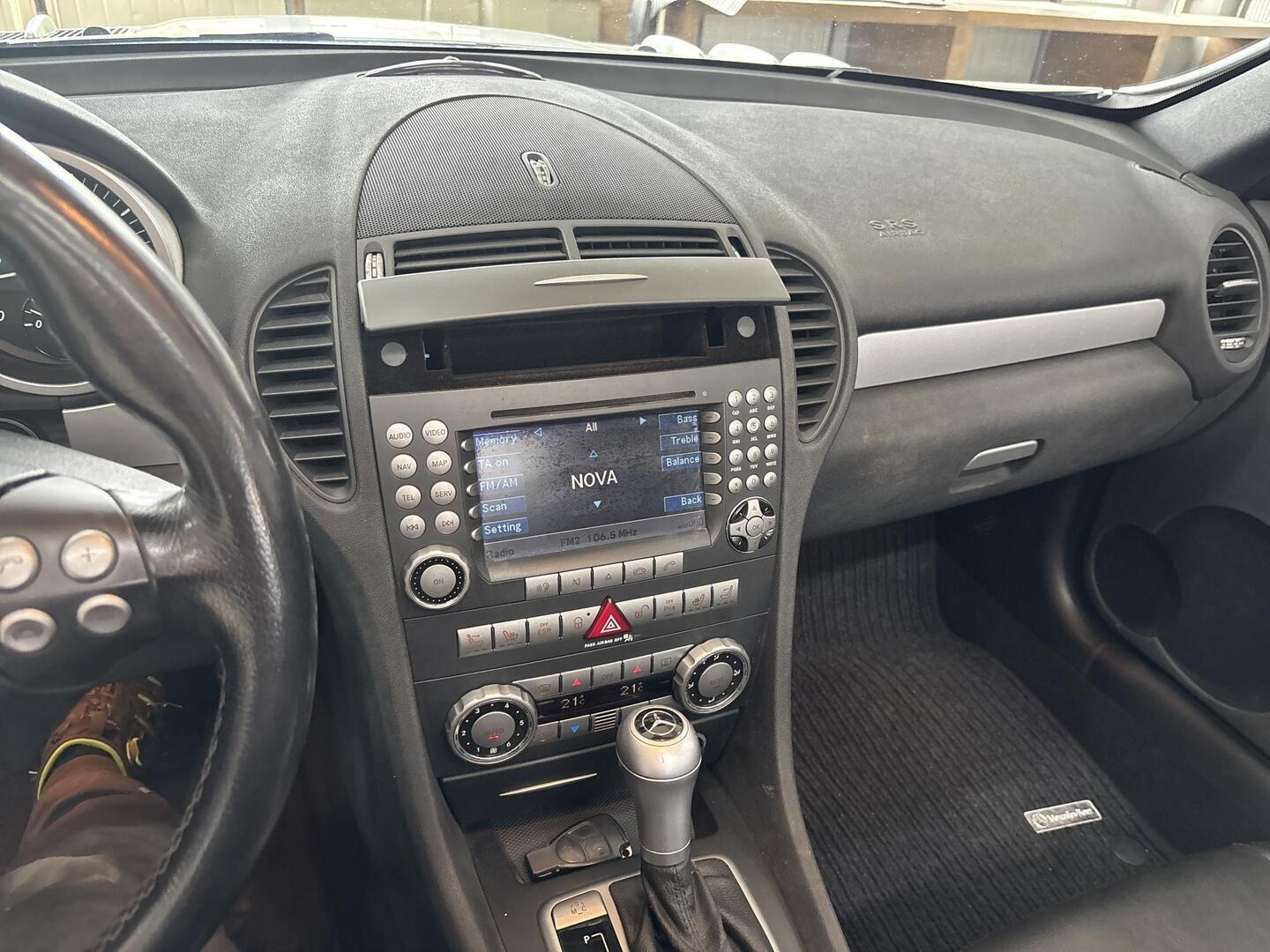 MERCEDES-BENZ SLK 2004