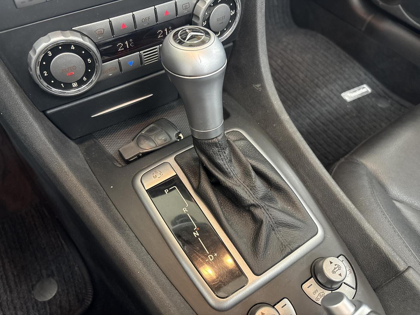 MERCEDES-BENZ SLK 2004