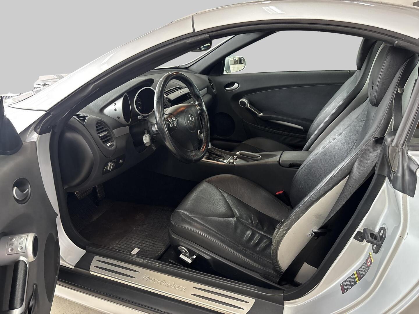 MERCEDES-BENZ SLK 2004