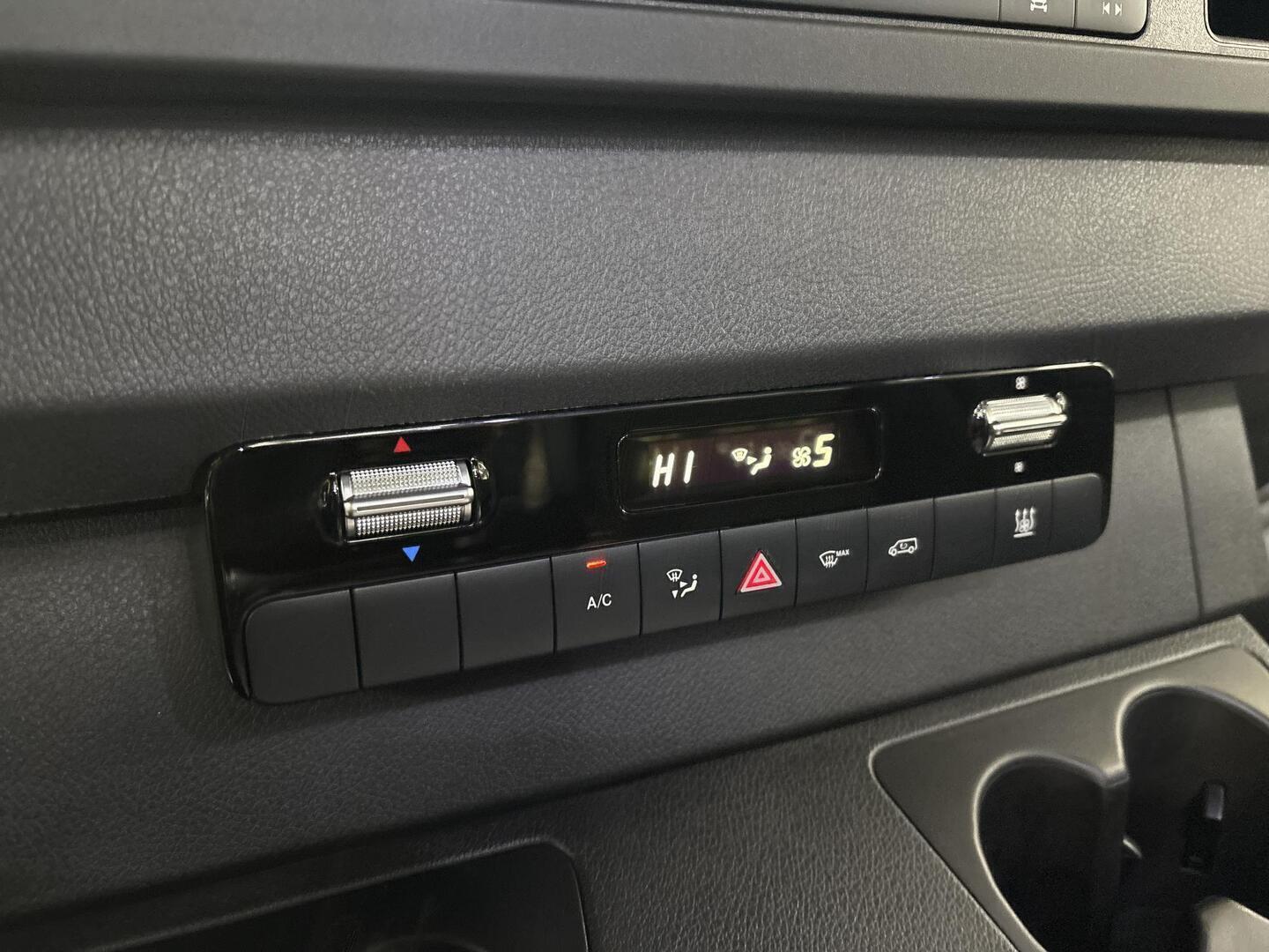 MERCEDES-BENZ Sprinter 2022