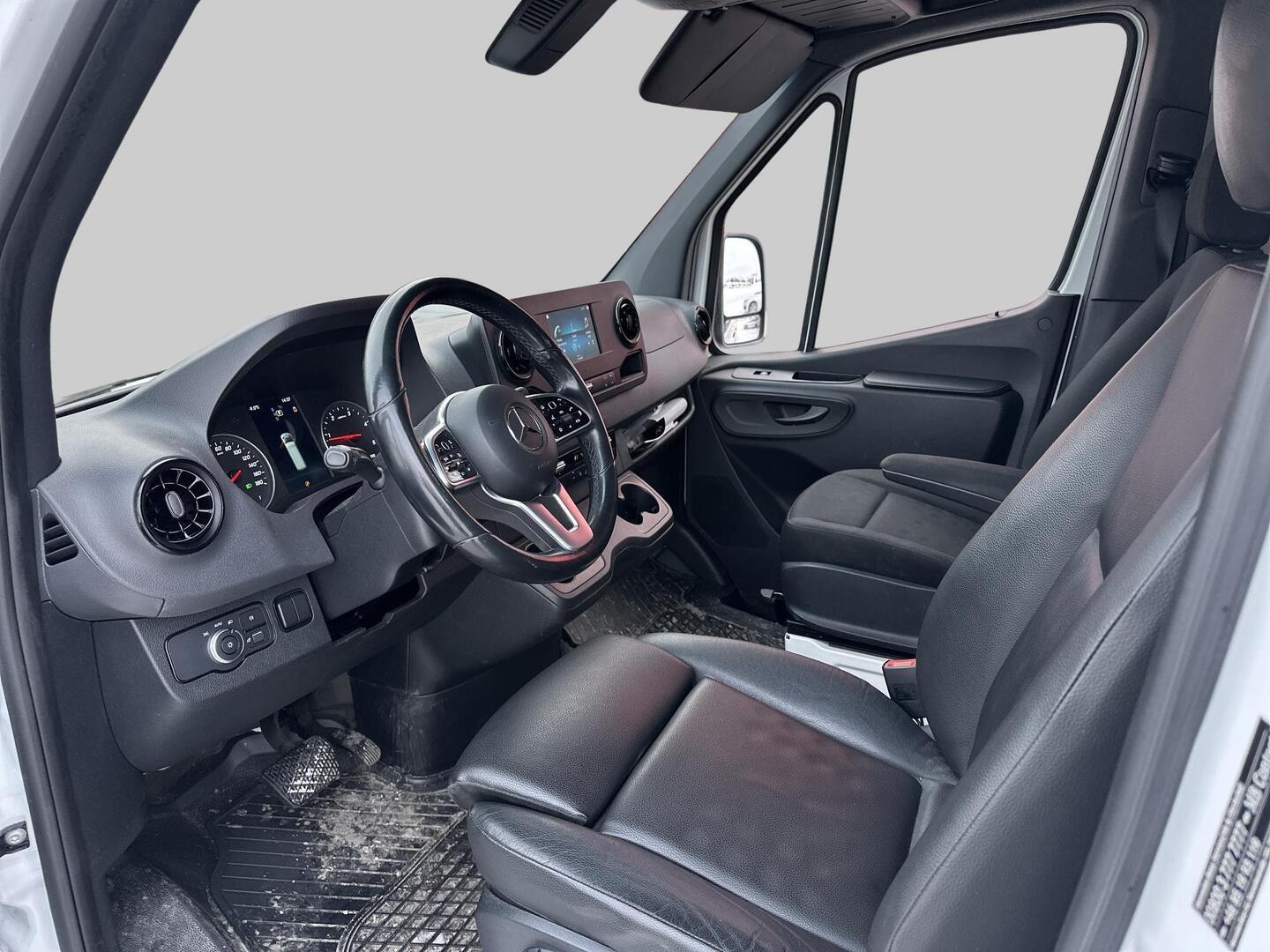 MERCEDES-BENZ Sprinter 2022