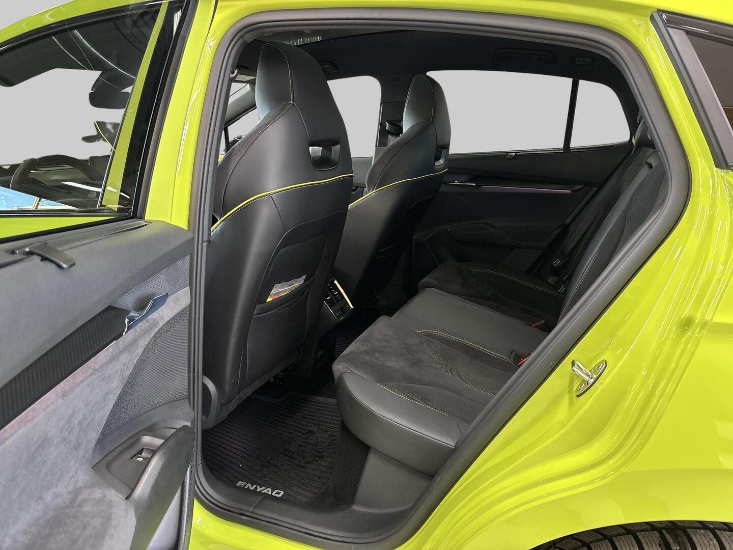 SKODA Enyaq 2024