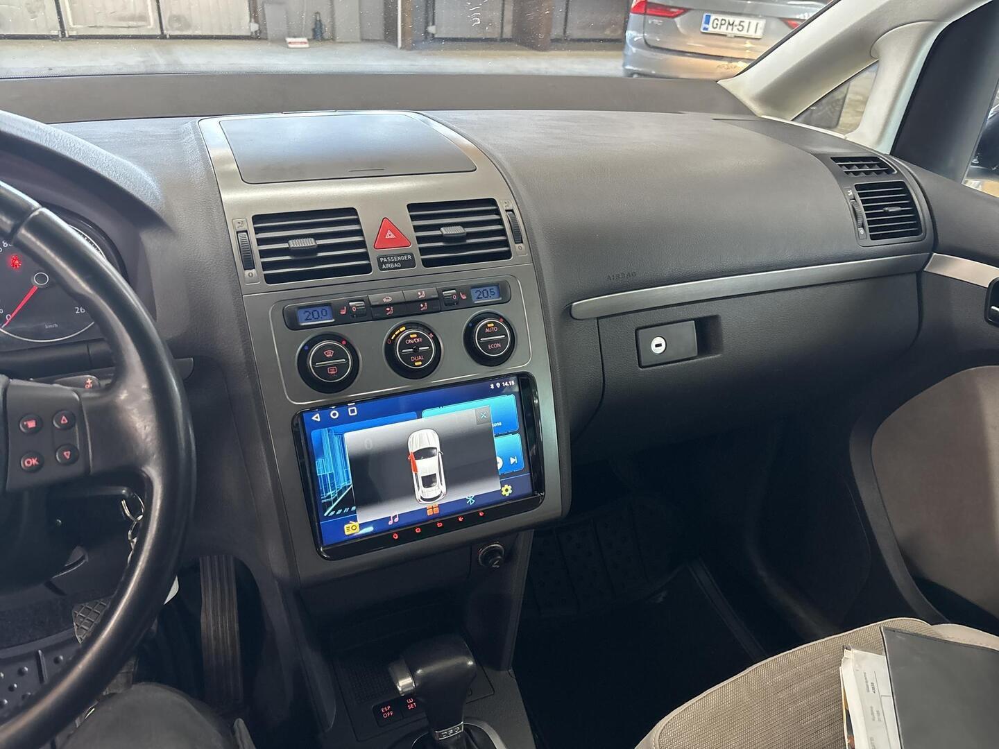 VOLKSWAGEN Touran 2007