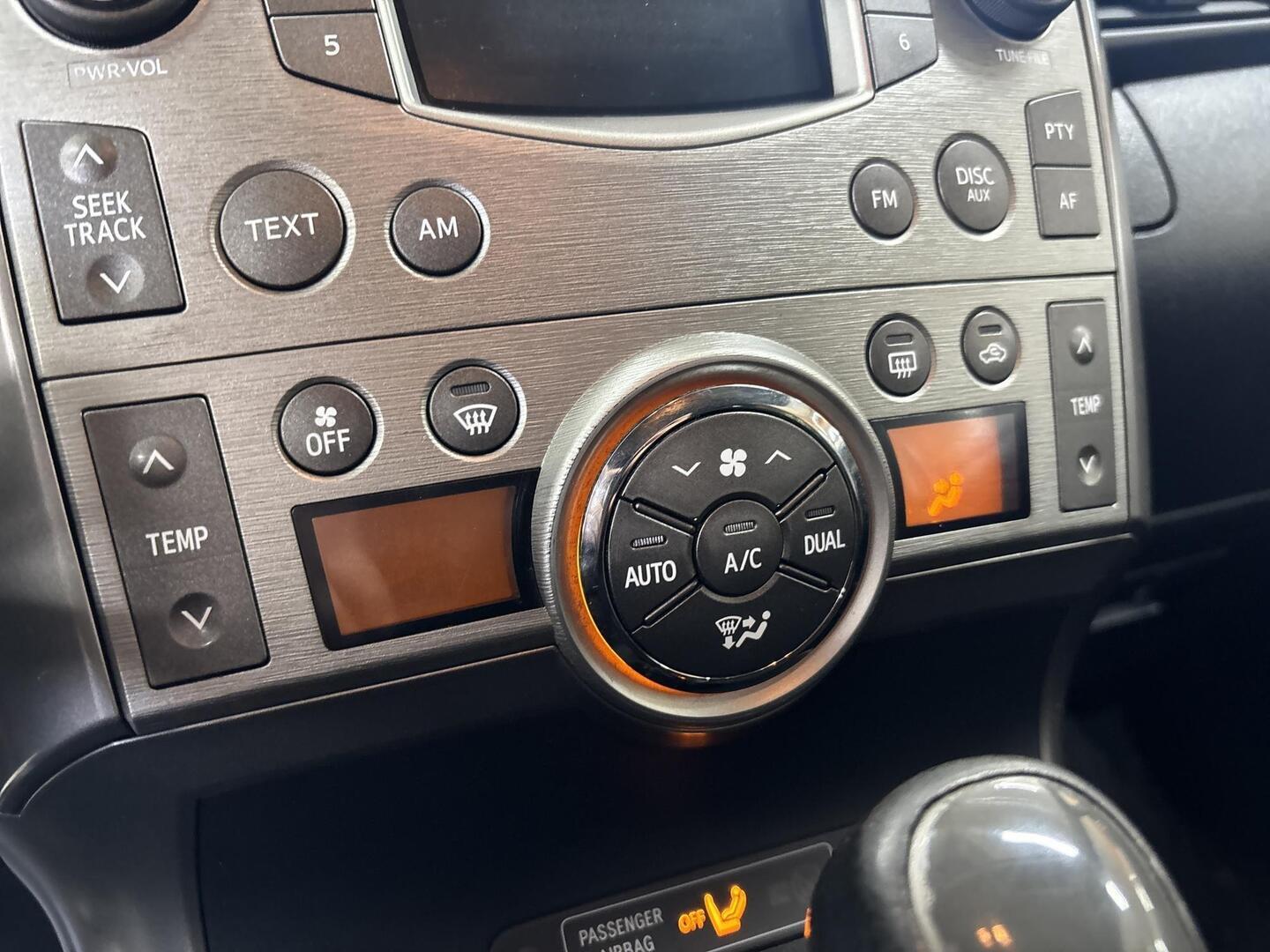 TOYOTA Verso 2010