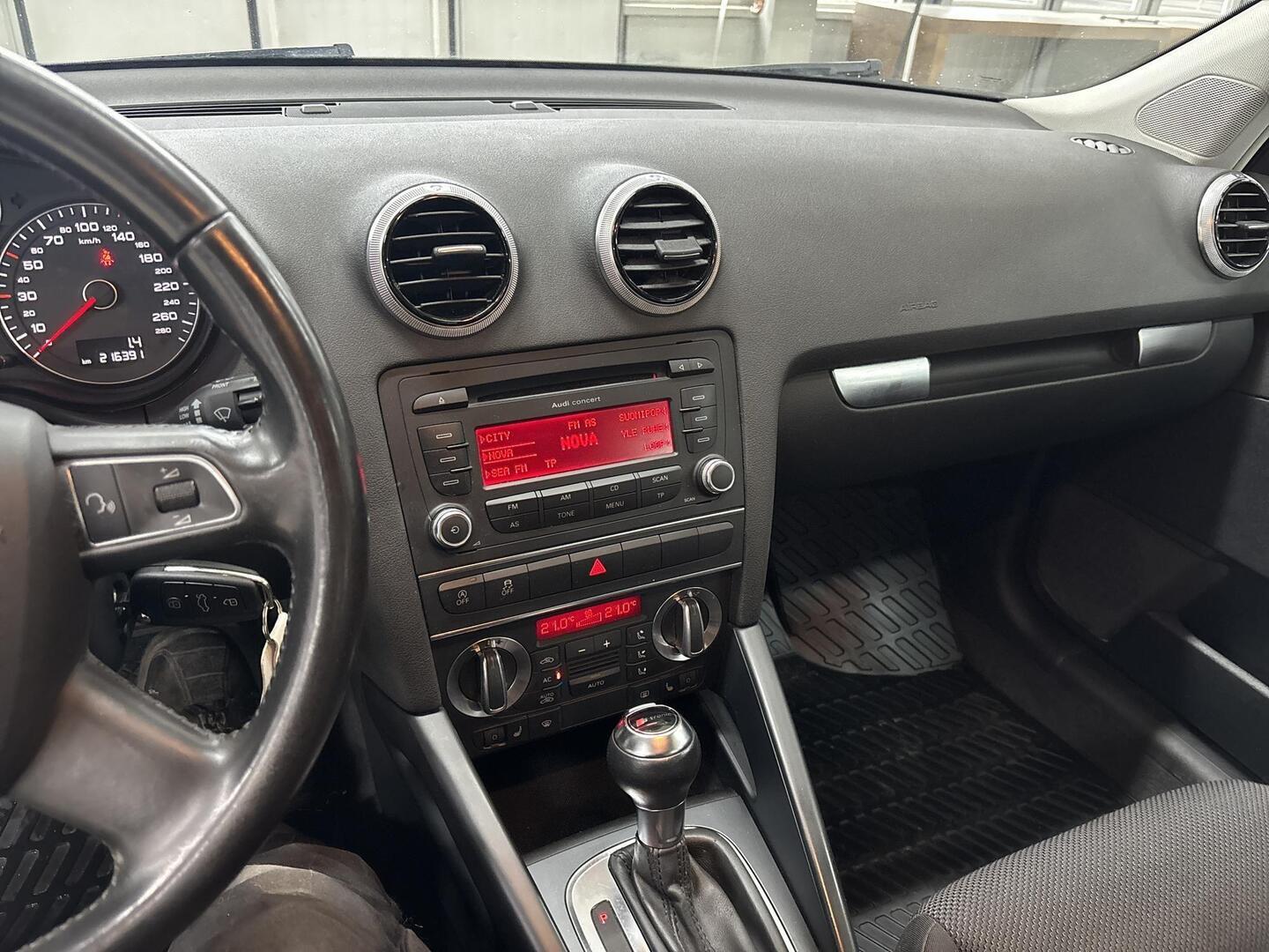 AUDI A3 2011
