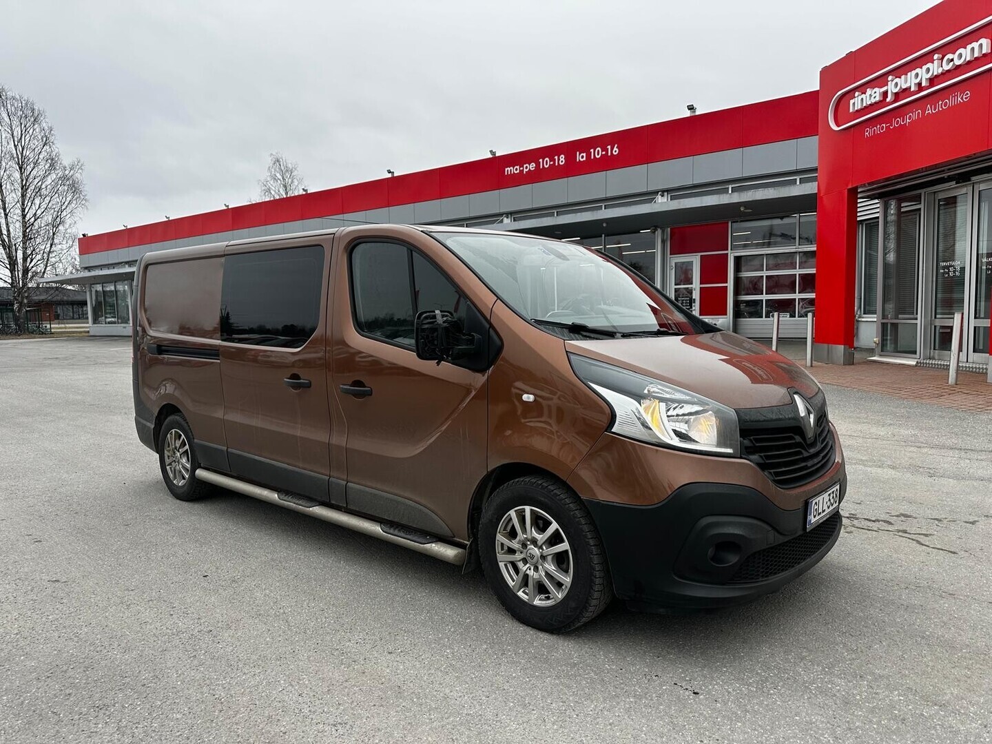 RENAULT TRAFIC 2015