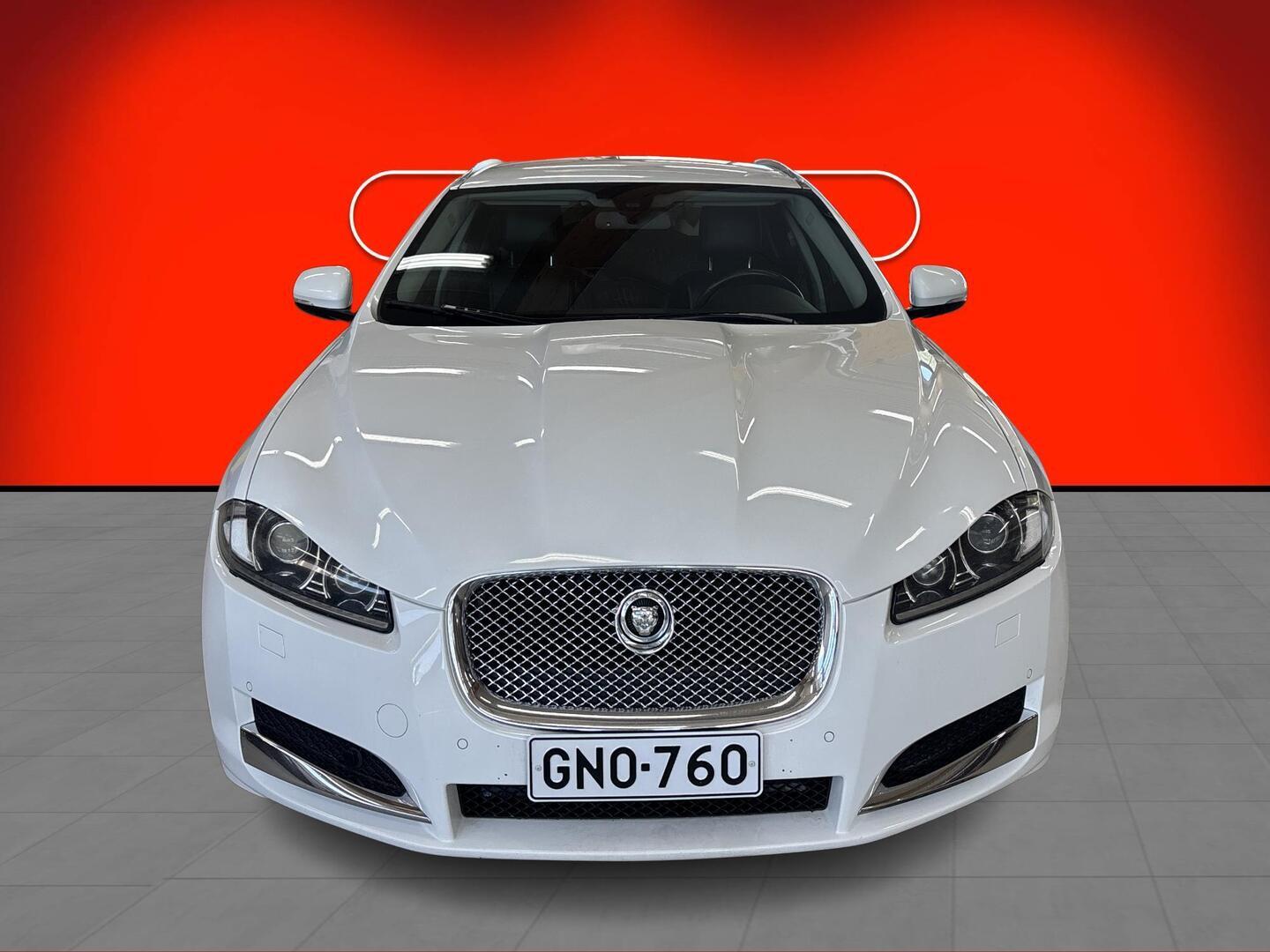 JAGUAR XF 2013