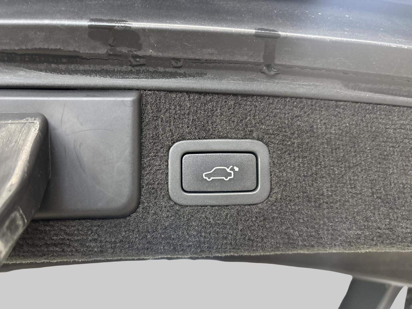 JAGUAR XF 2013