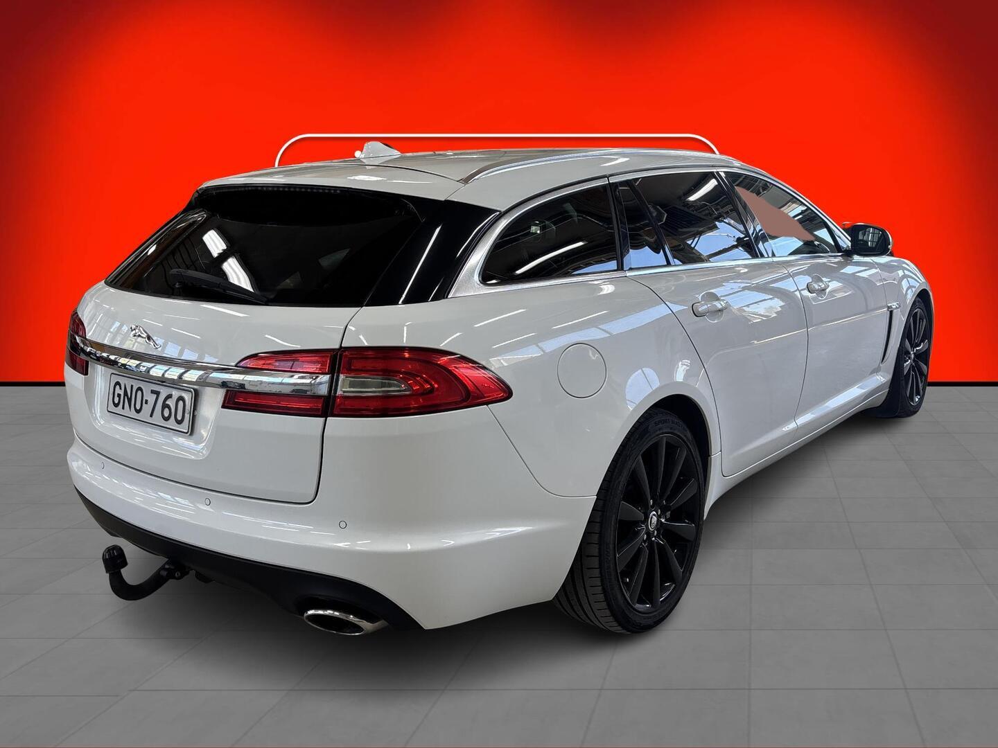JAGUAR XF 2013