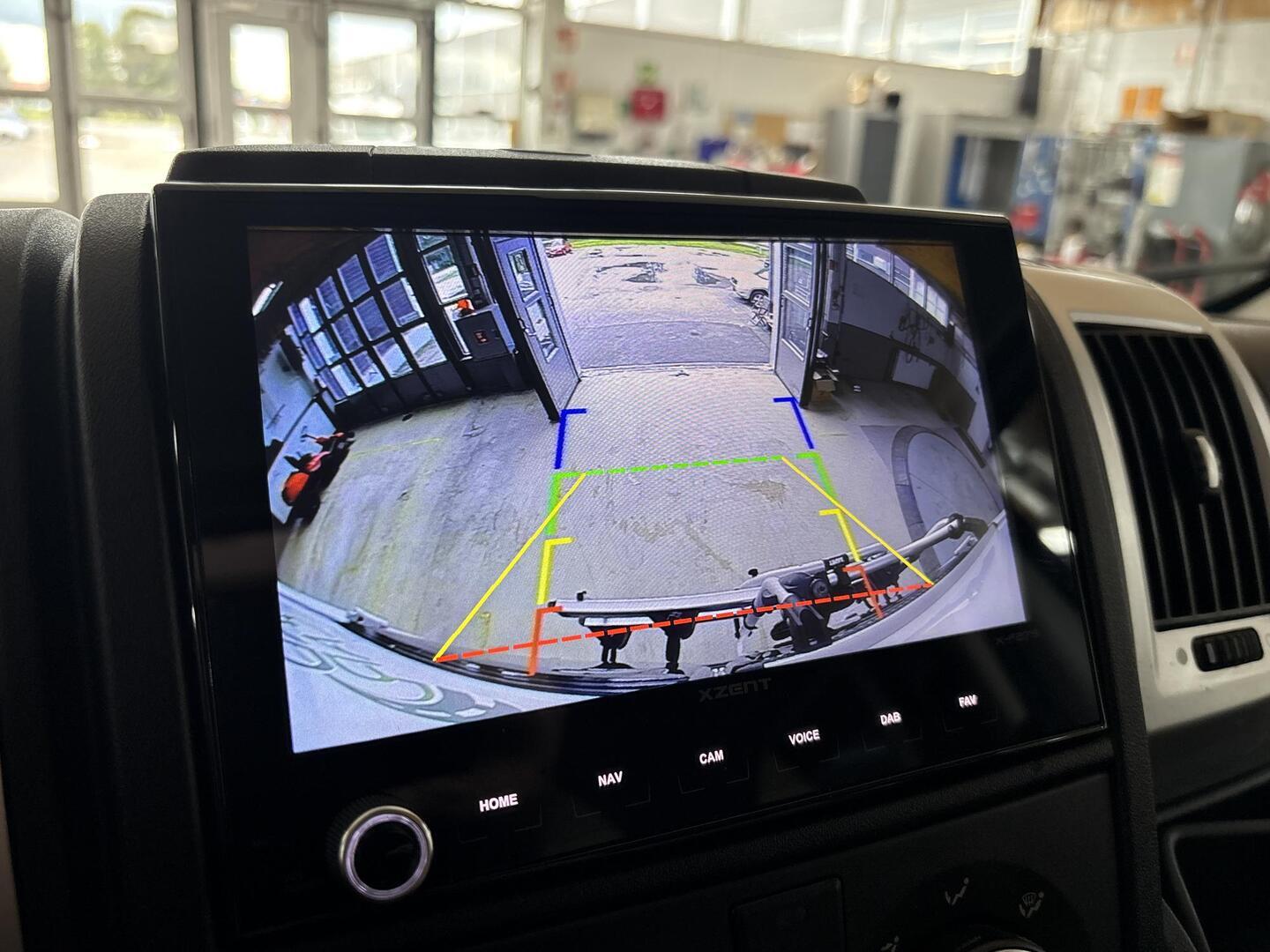 ROADCAR VAN R 601 2022