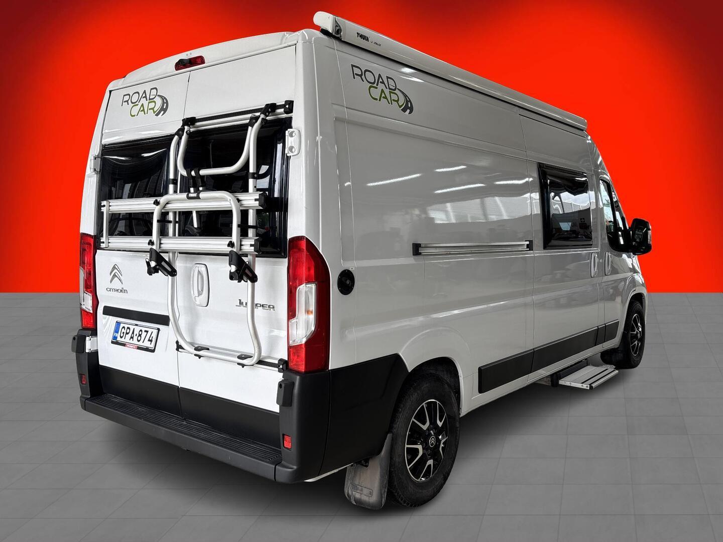 ROADCAR VAN R 601 2022