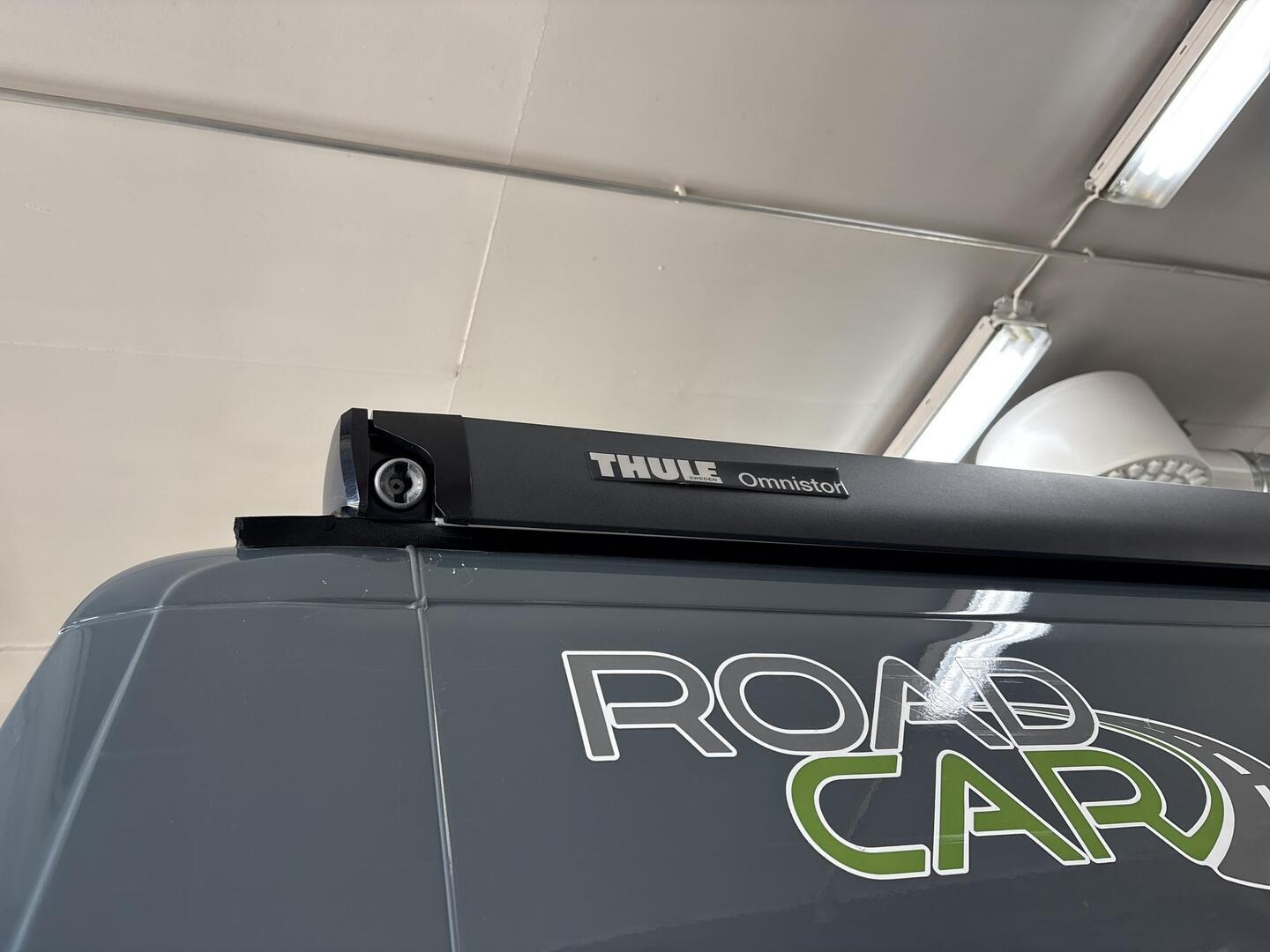 ROADCAR VAN R 601 2022