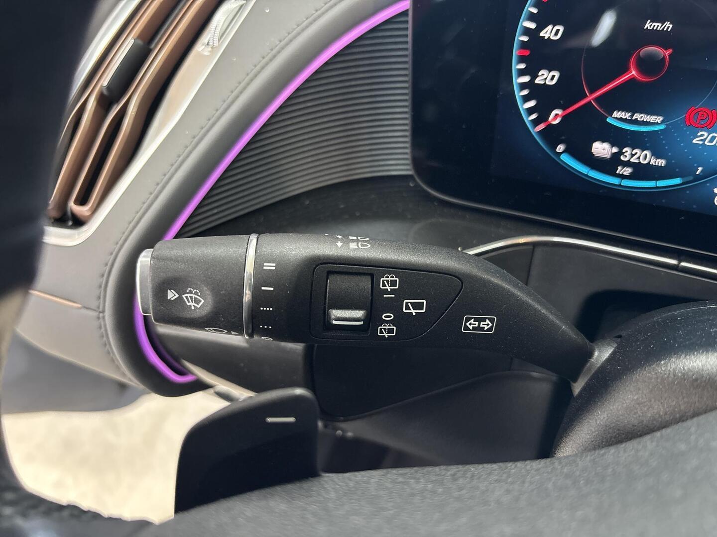 MERCEDES-BENZ EQC 2021