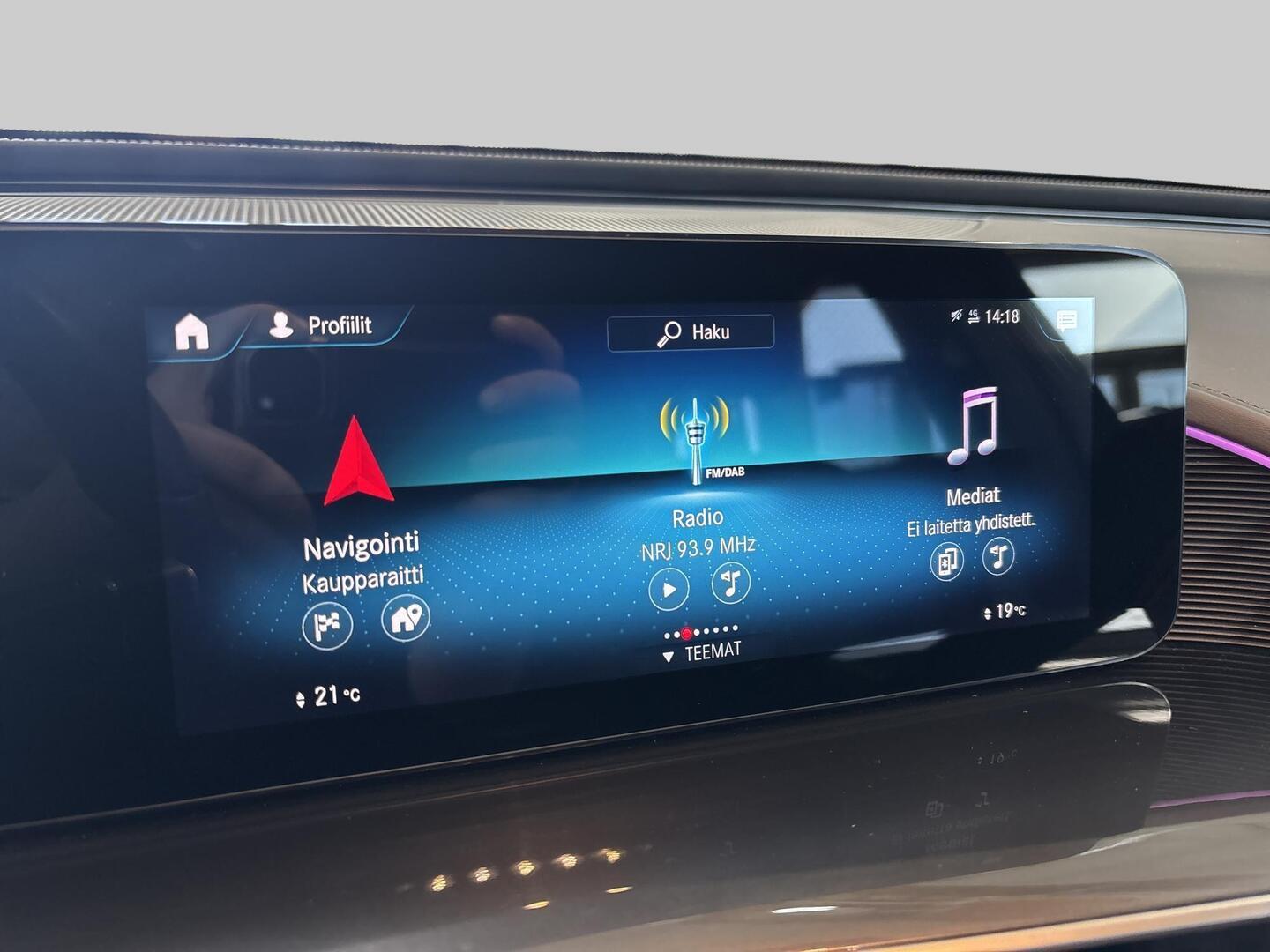 MERCEDES-BENZ EQC 2021