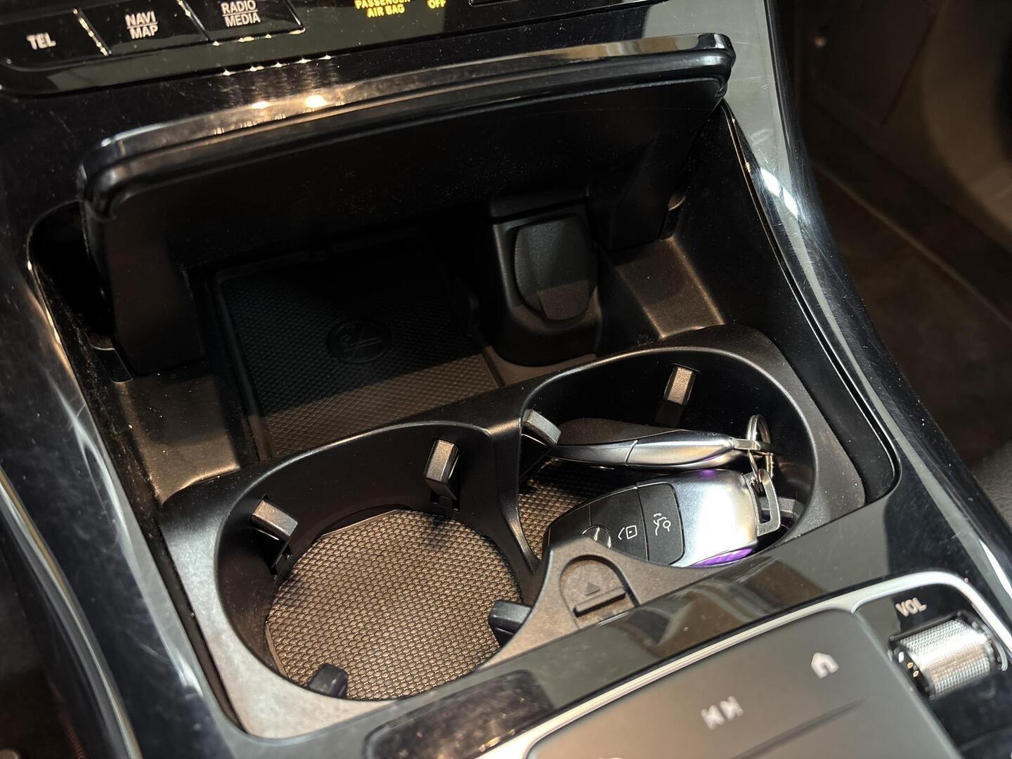 MERCEDES-BENZ EQC 2021