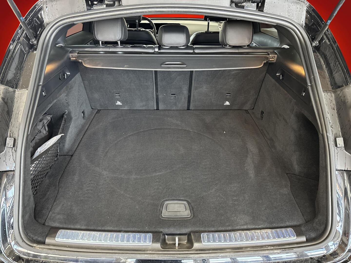 MERCEDES-BENZ EQC 2021