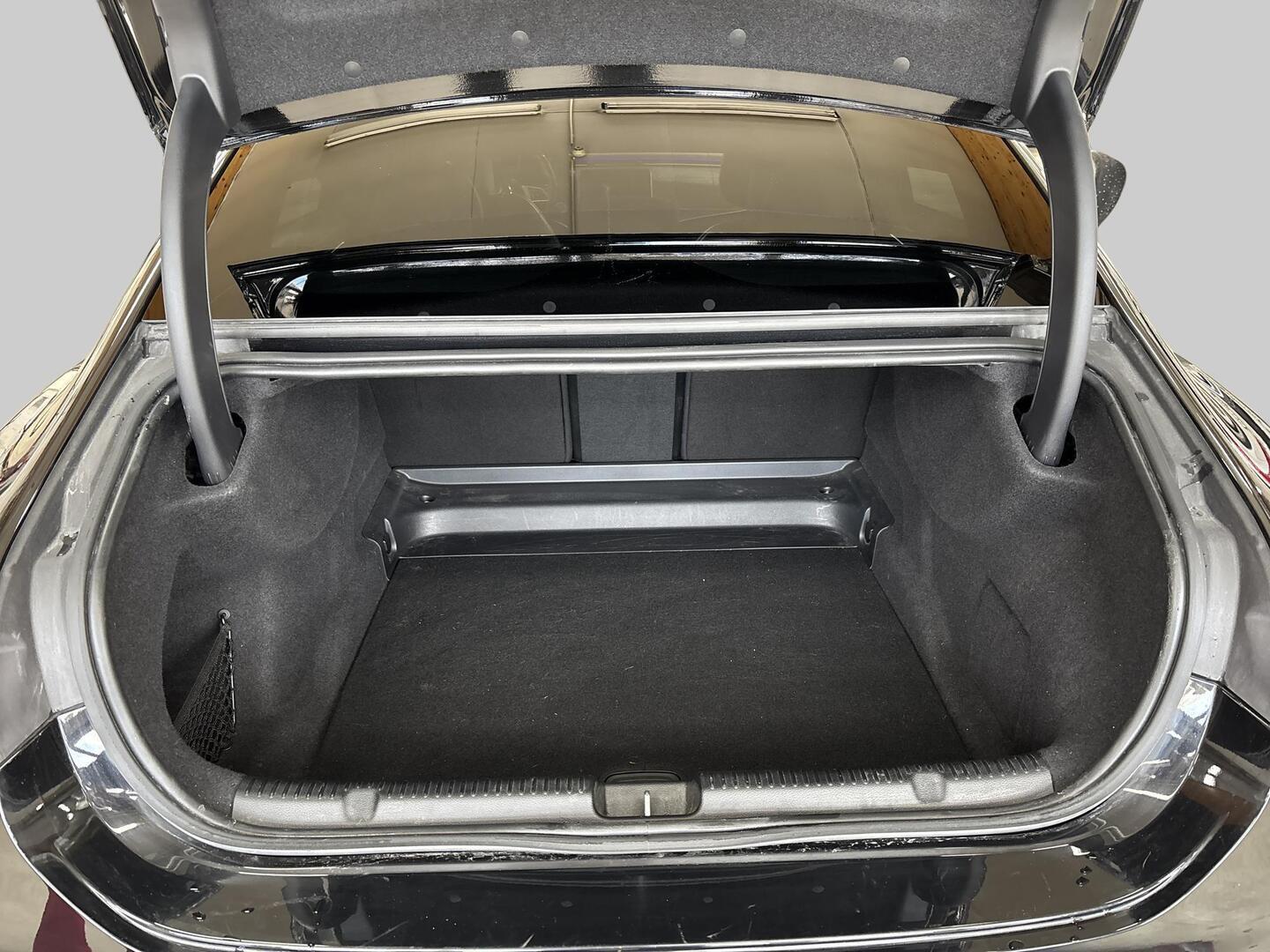 MERCEDES-BENZ EQE 2022