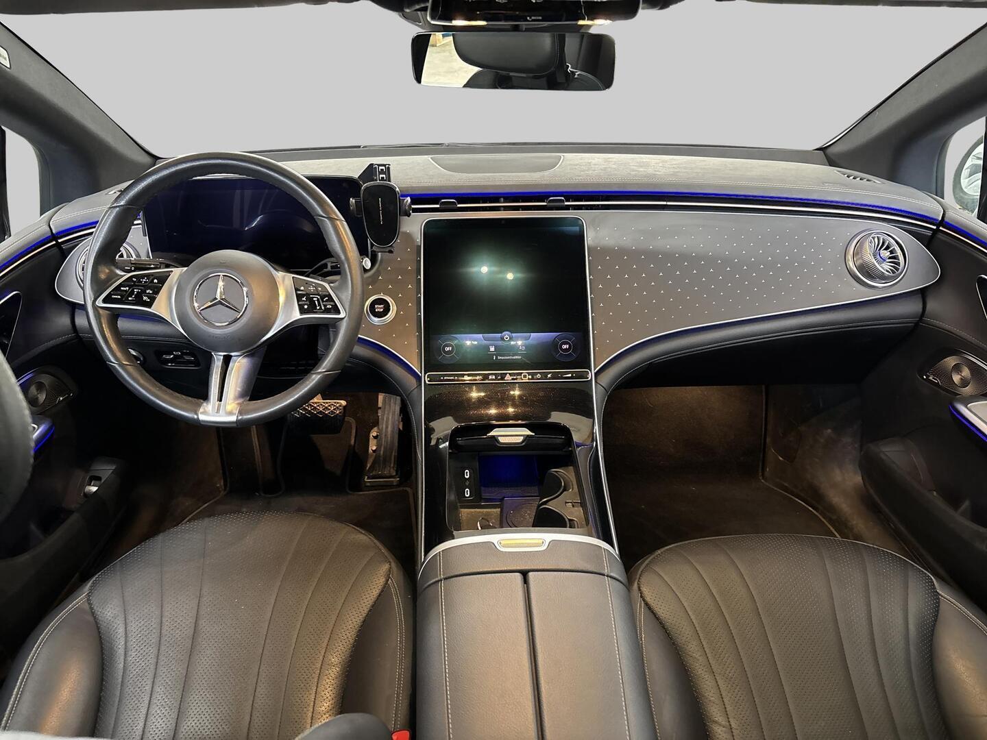 MERCEDES-BENZ EQE 2022