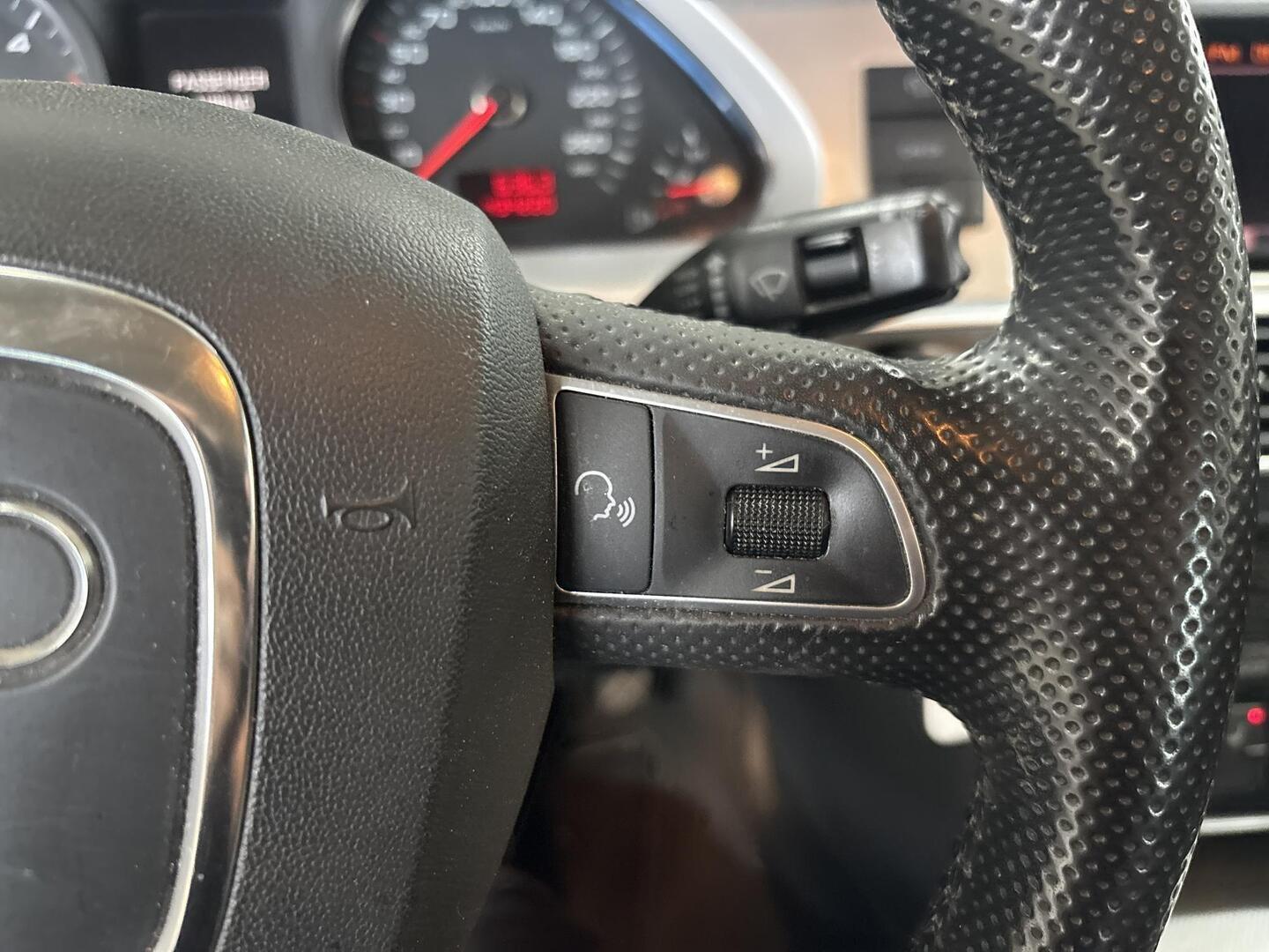 AUDI A6 2011