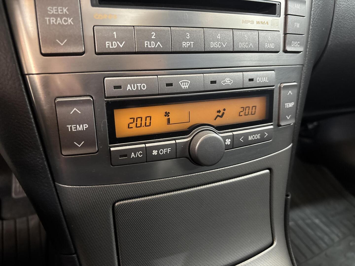 TOYOTA Avensis 2008