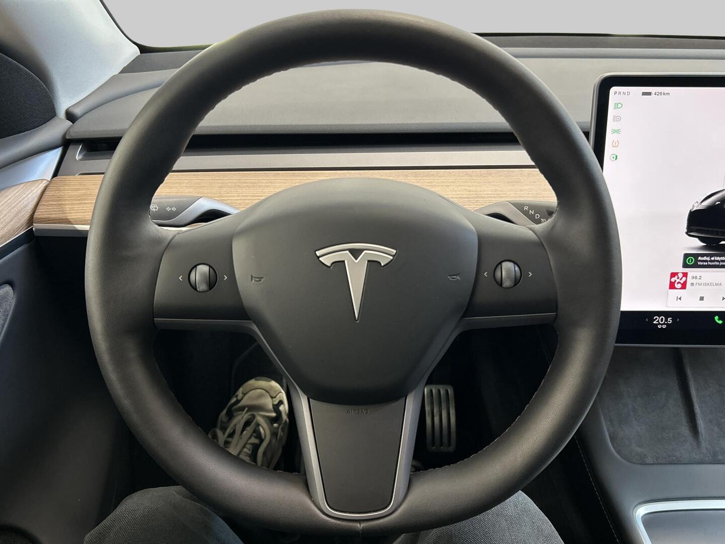 TESLA MODEL Y 2022