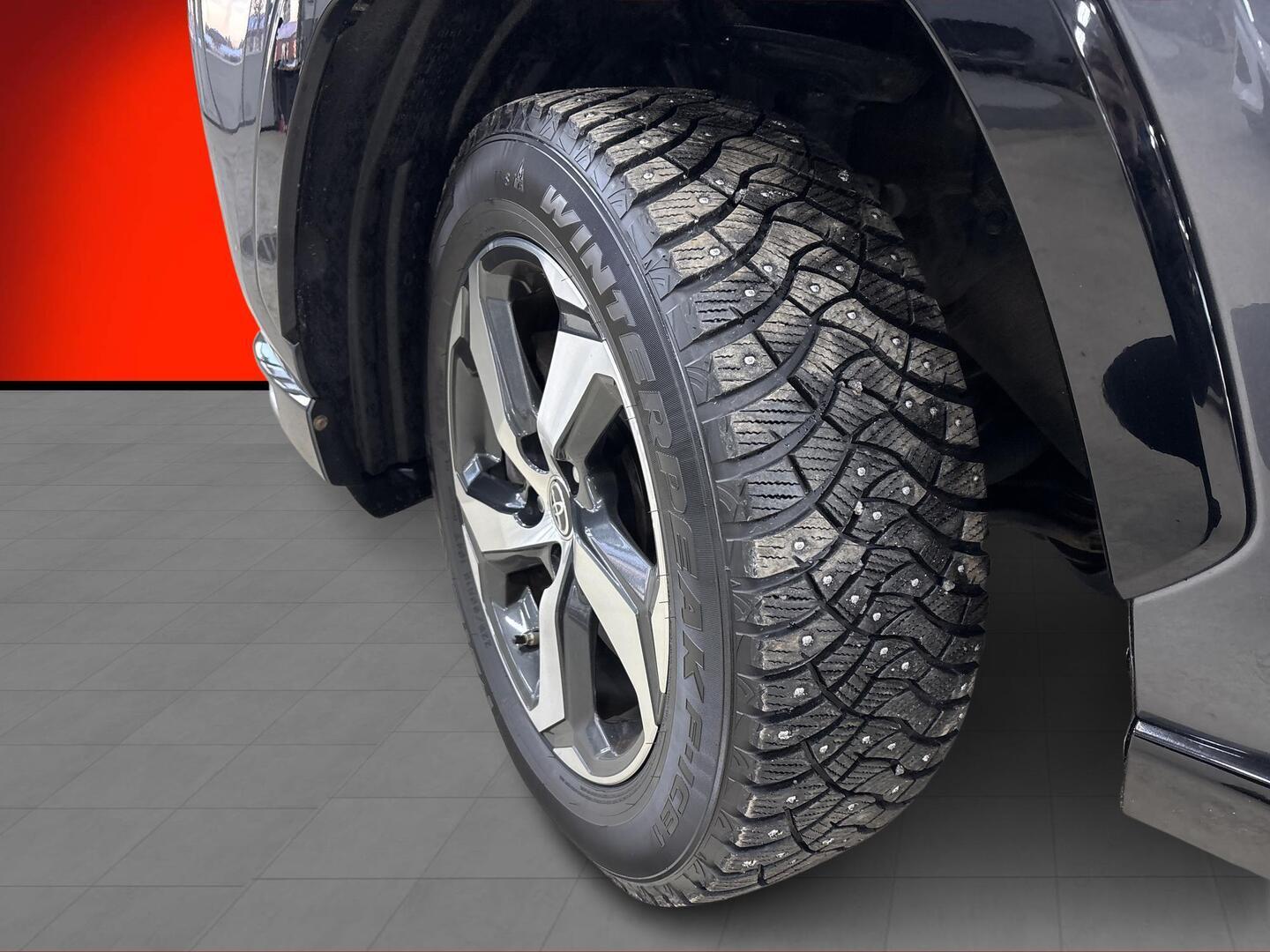 TOYOTA RAV4 PLUG-IN 2023