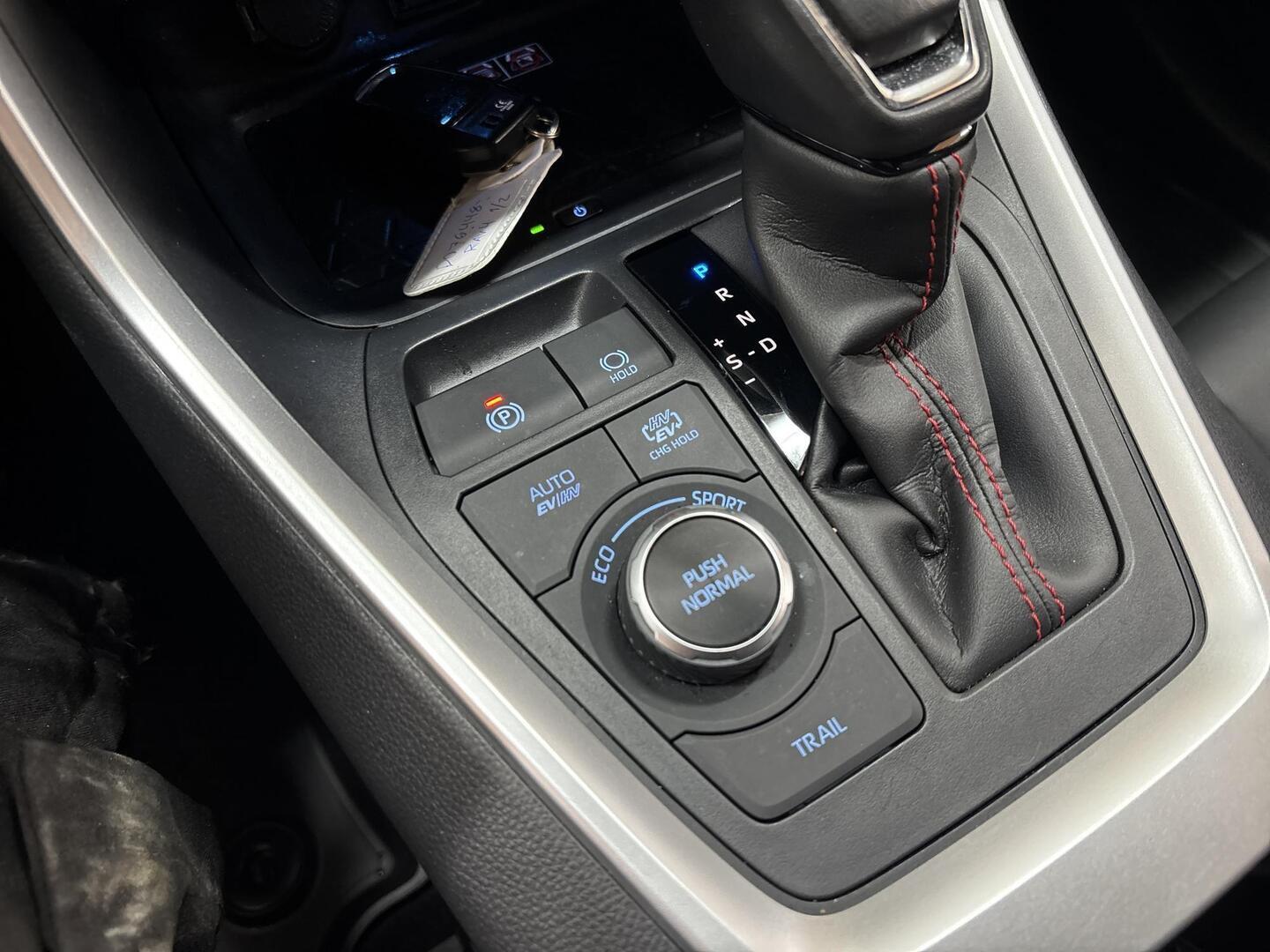 TOYOTA RAV4 PLUG-IN 2022