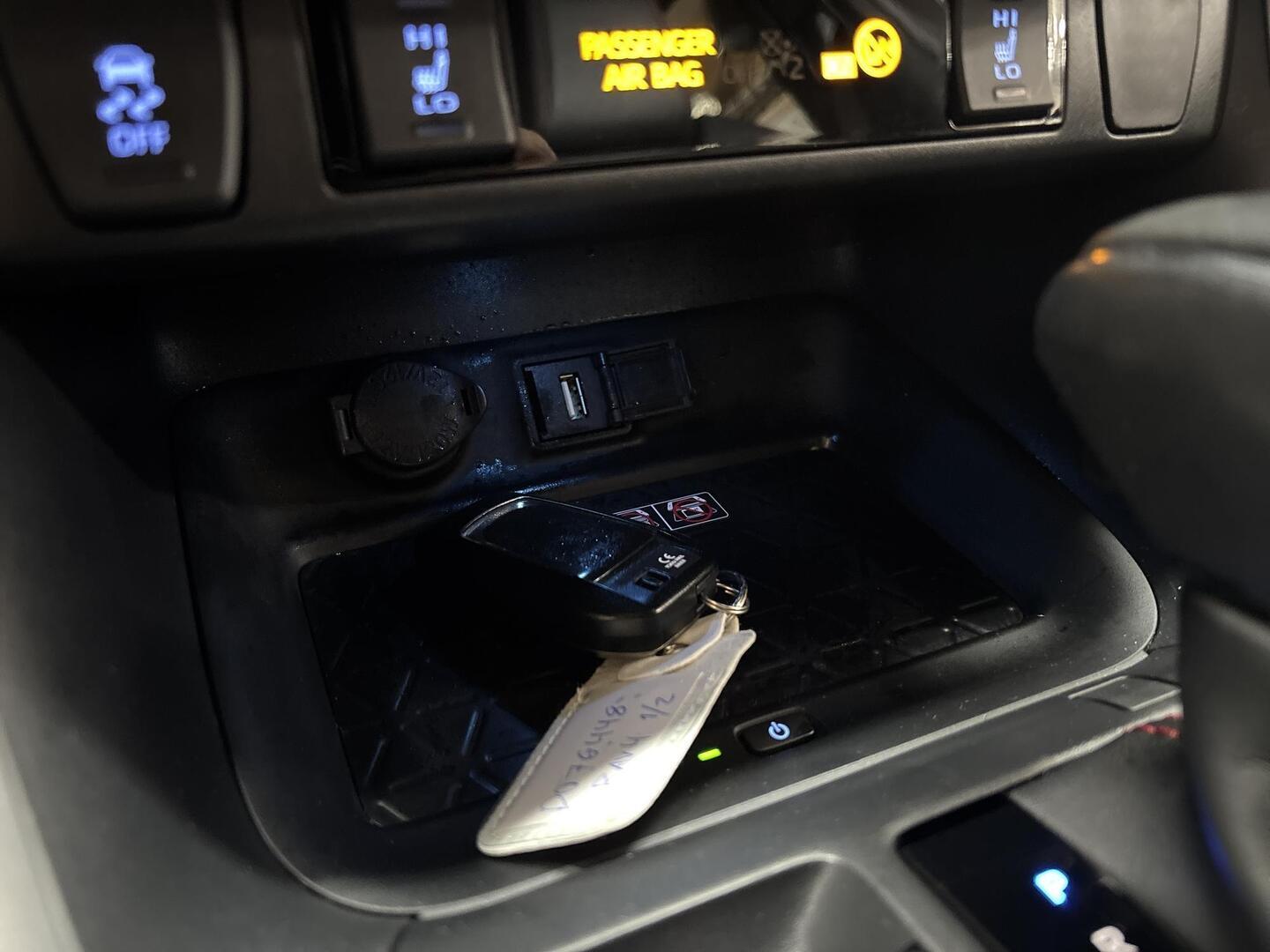 TOYOTA RAV4 PLUG-IN 2022