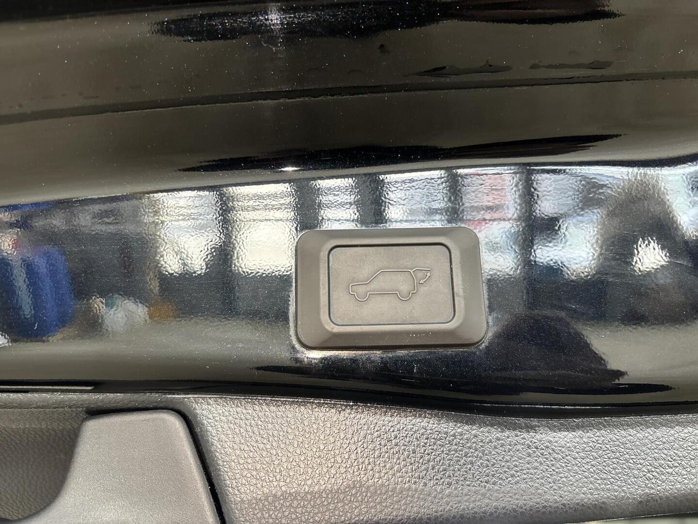 TOYOTA RAV4 PLUG-IN 2022