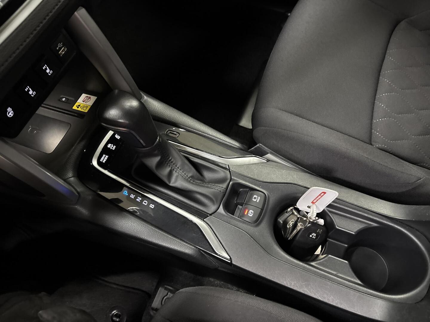 TOYOTA COROLLA CROSS 2023