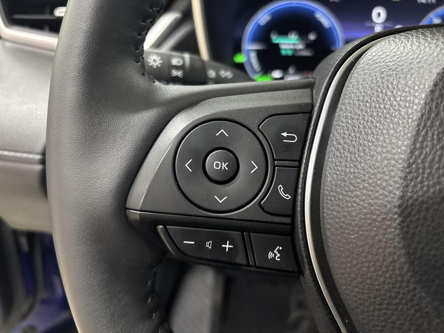 TOYOTA Corolla Cross 2023