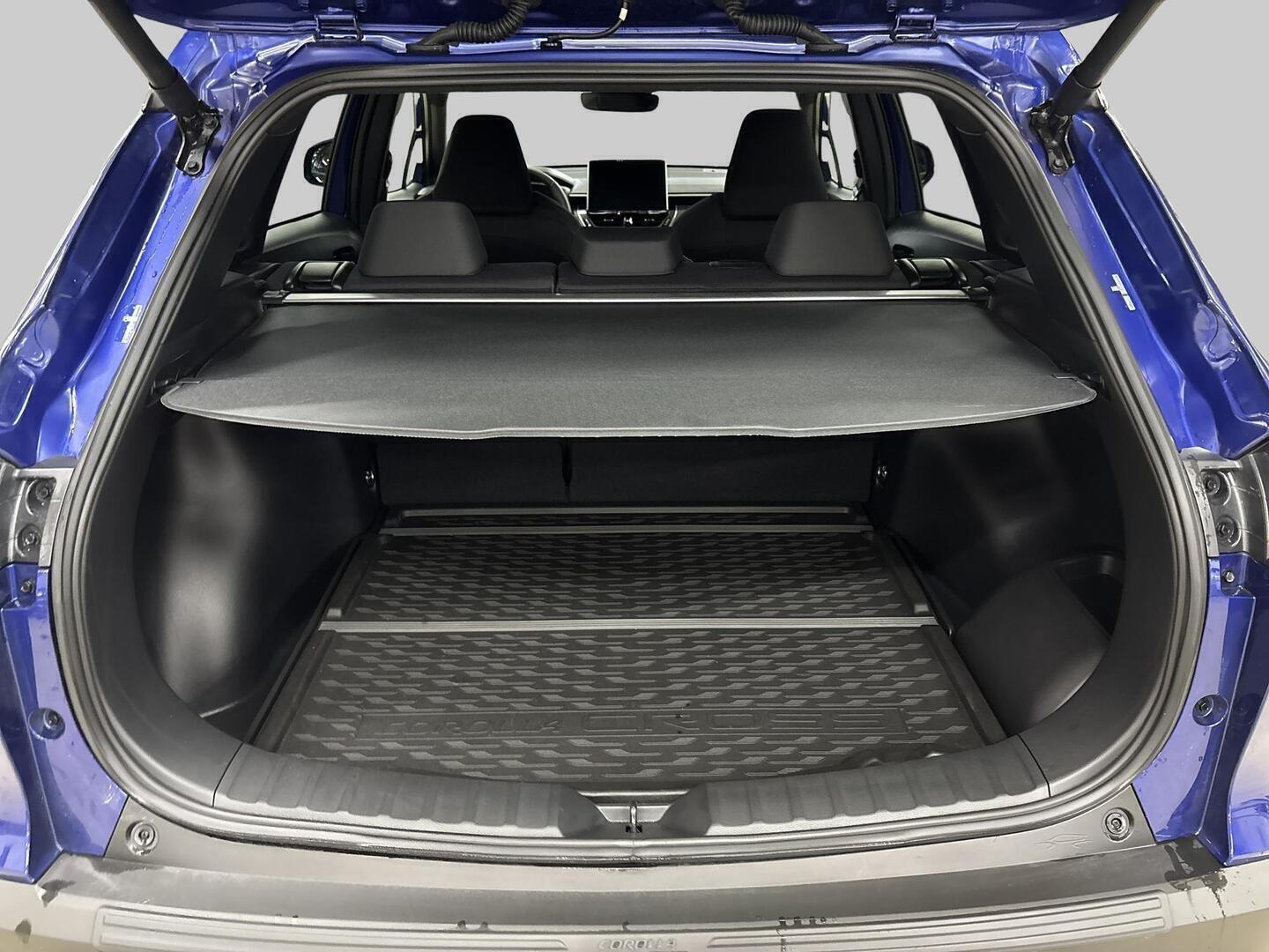 TOYOTA Corolla Cross 2023