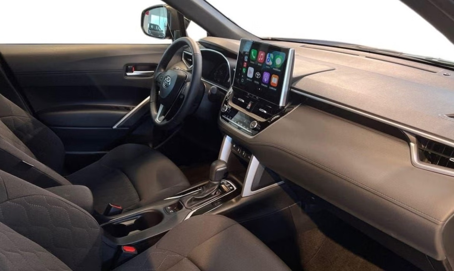 TOYOTA Corolla Cross 2025