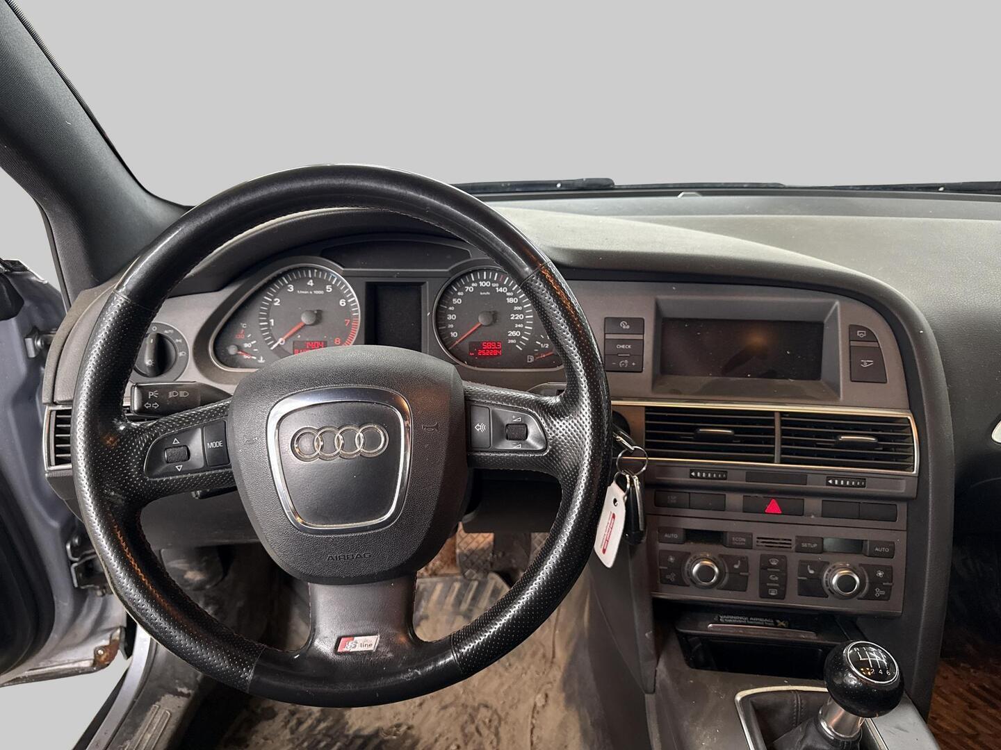 AUDI A6 2005