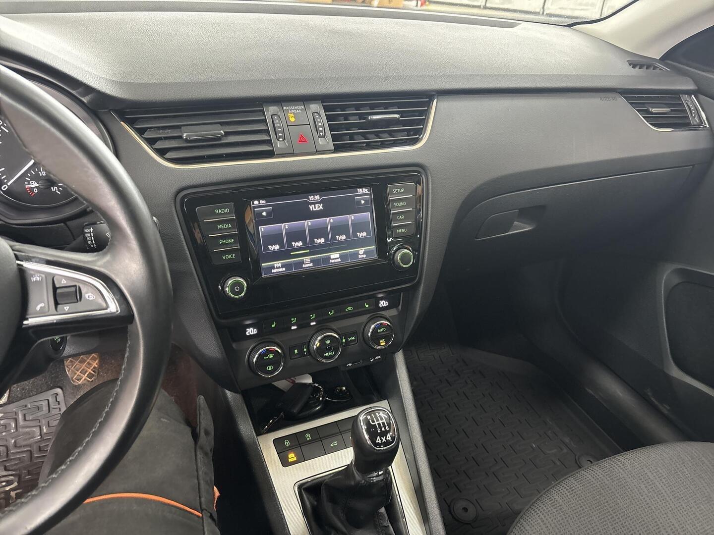 SKODA Octavia 2016