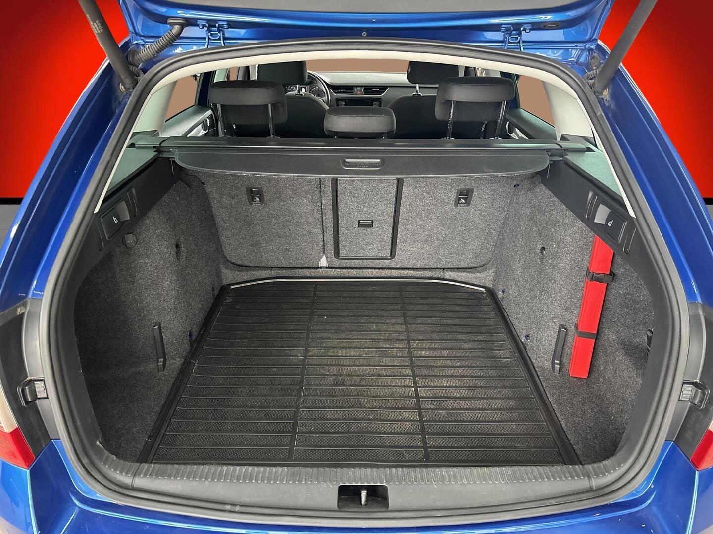 SKODA Octavia 2016