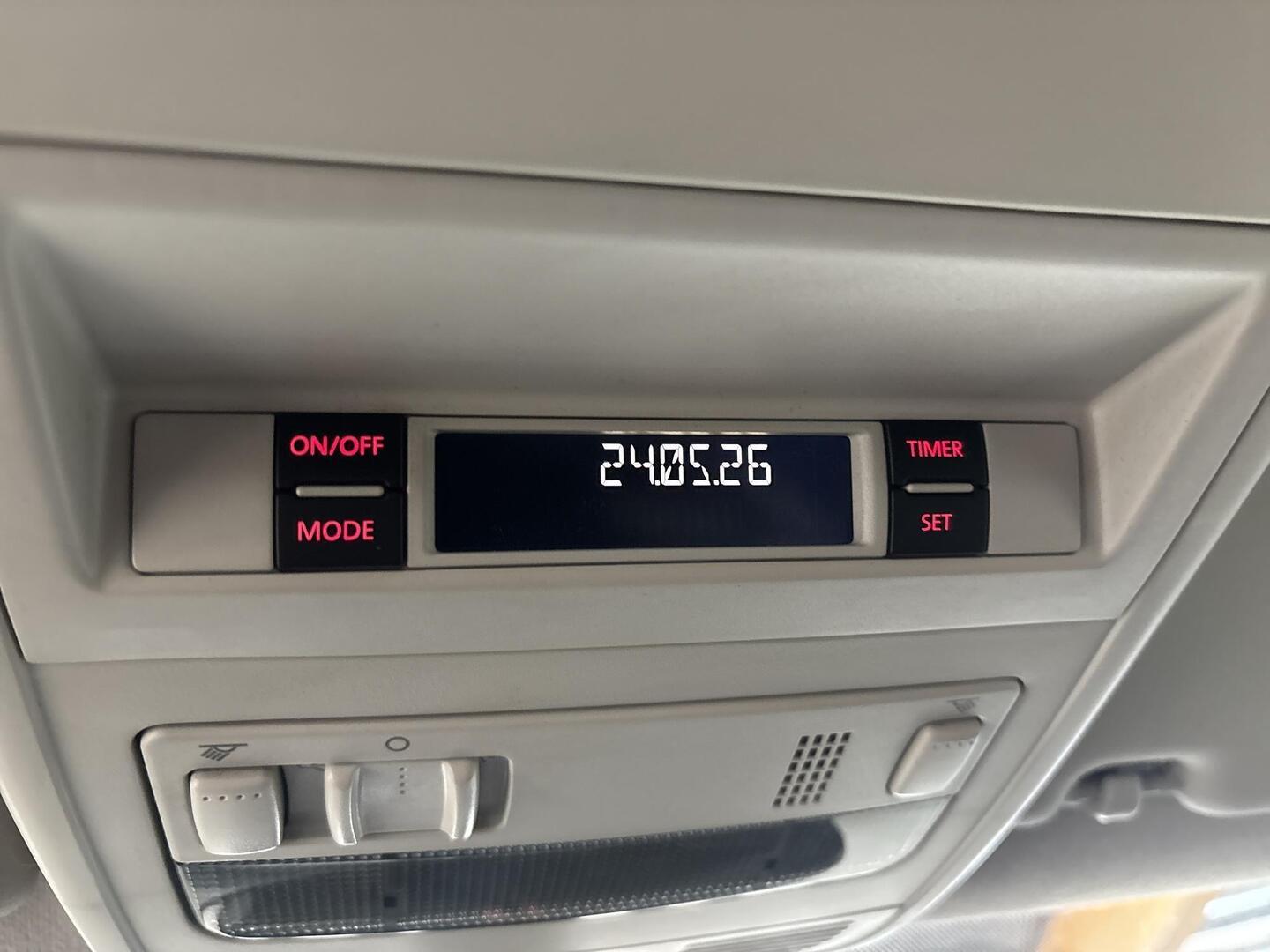 VOLKSWAGEN Transporter 2016