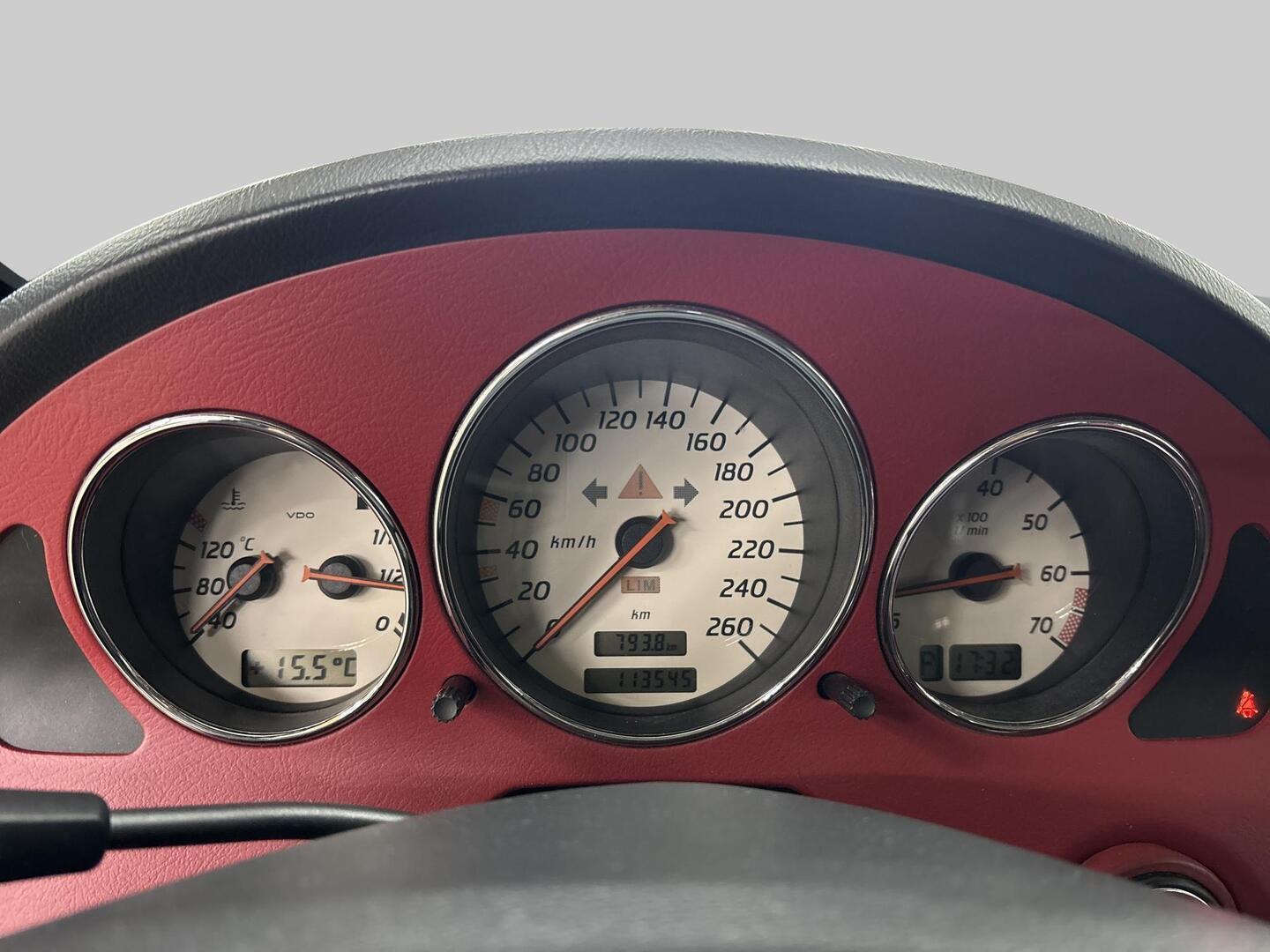 MERCEDES-BENZ SLK 2002