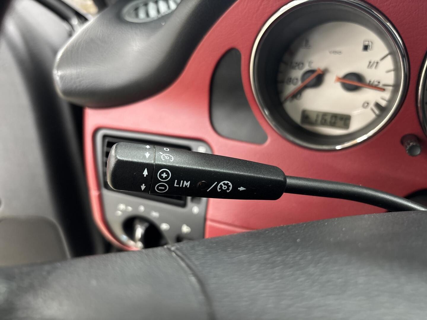 MERCEDES-BENZ SLK 2002