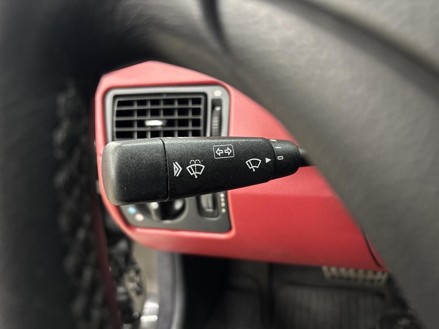 MERCEDES-BENZ SLK 2002