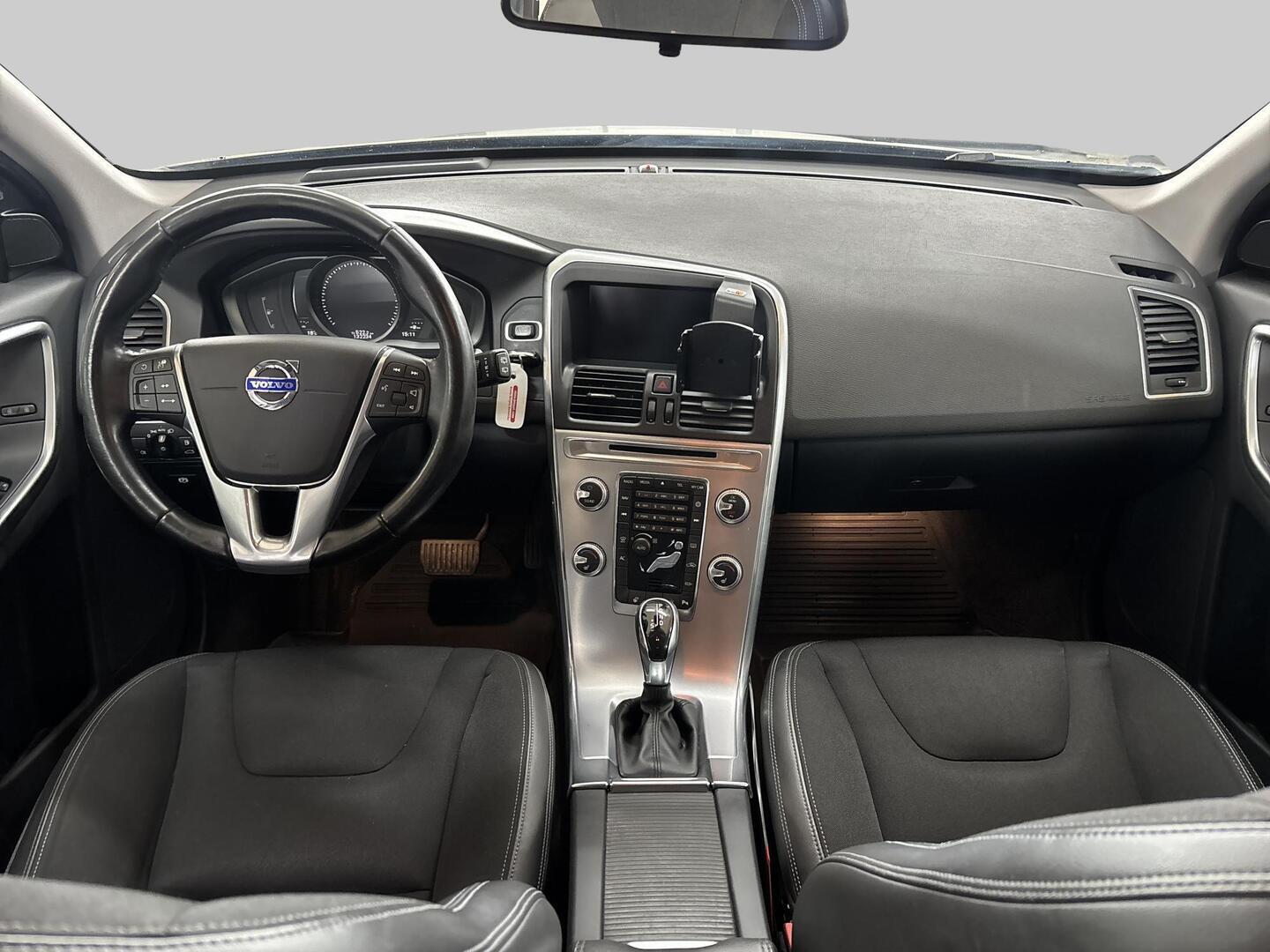 VOLVO XC60 2016