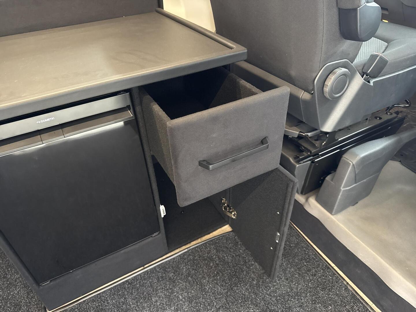 VOLKSWAGEN Crafter 2025