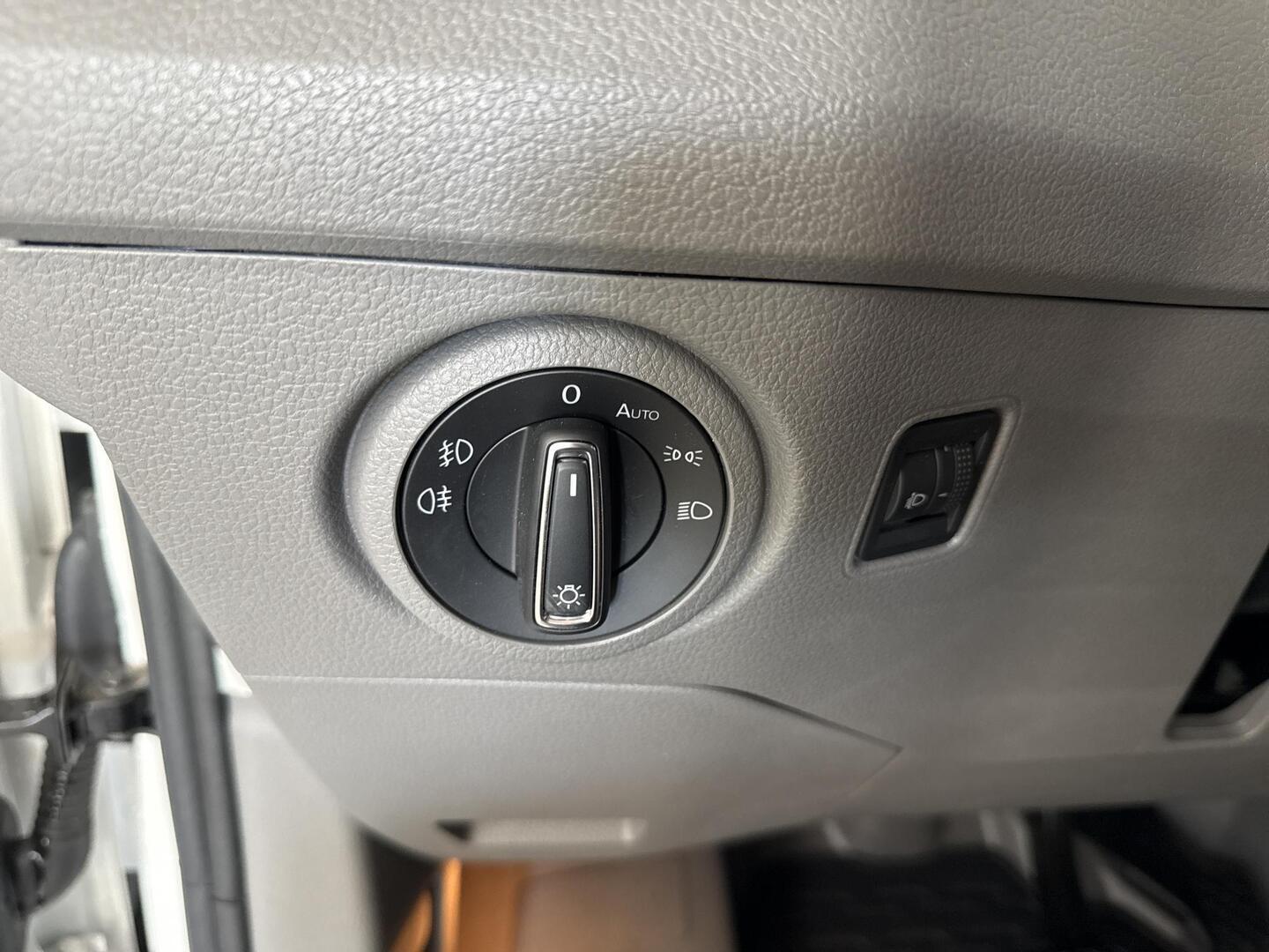 VOLKSWAGEN Crafter 2025