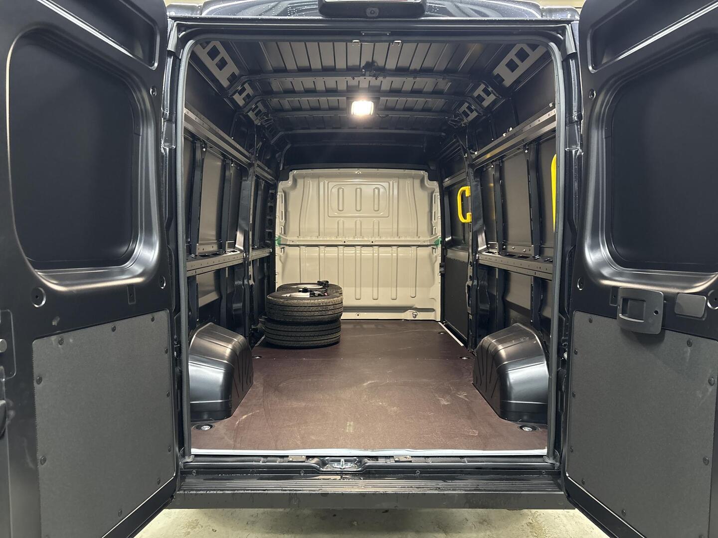 TOYOTA Proace MAX 2025