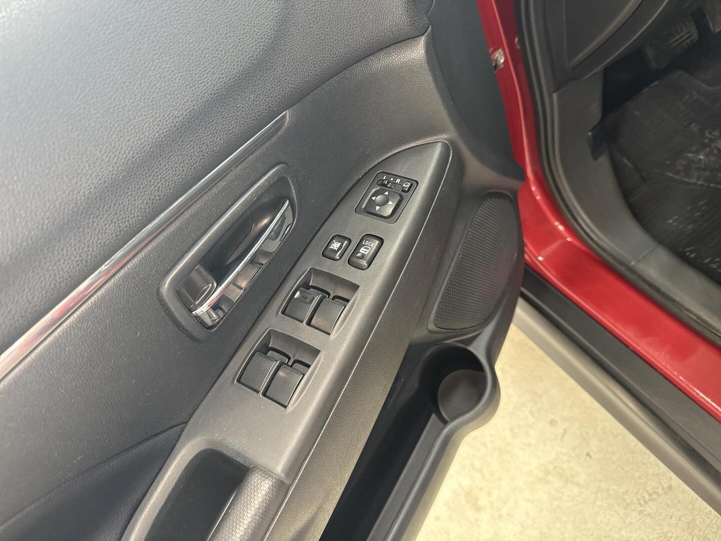 MITSUBISHI ASX 2015