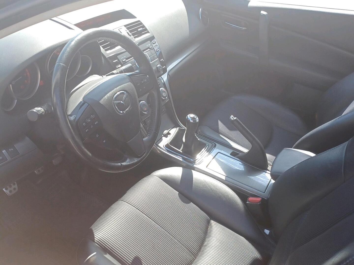 MAZDA 6 2011