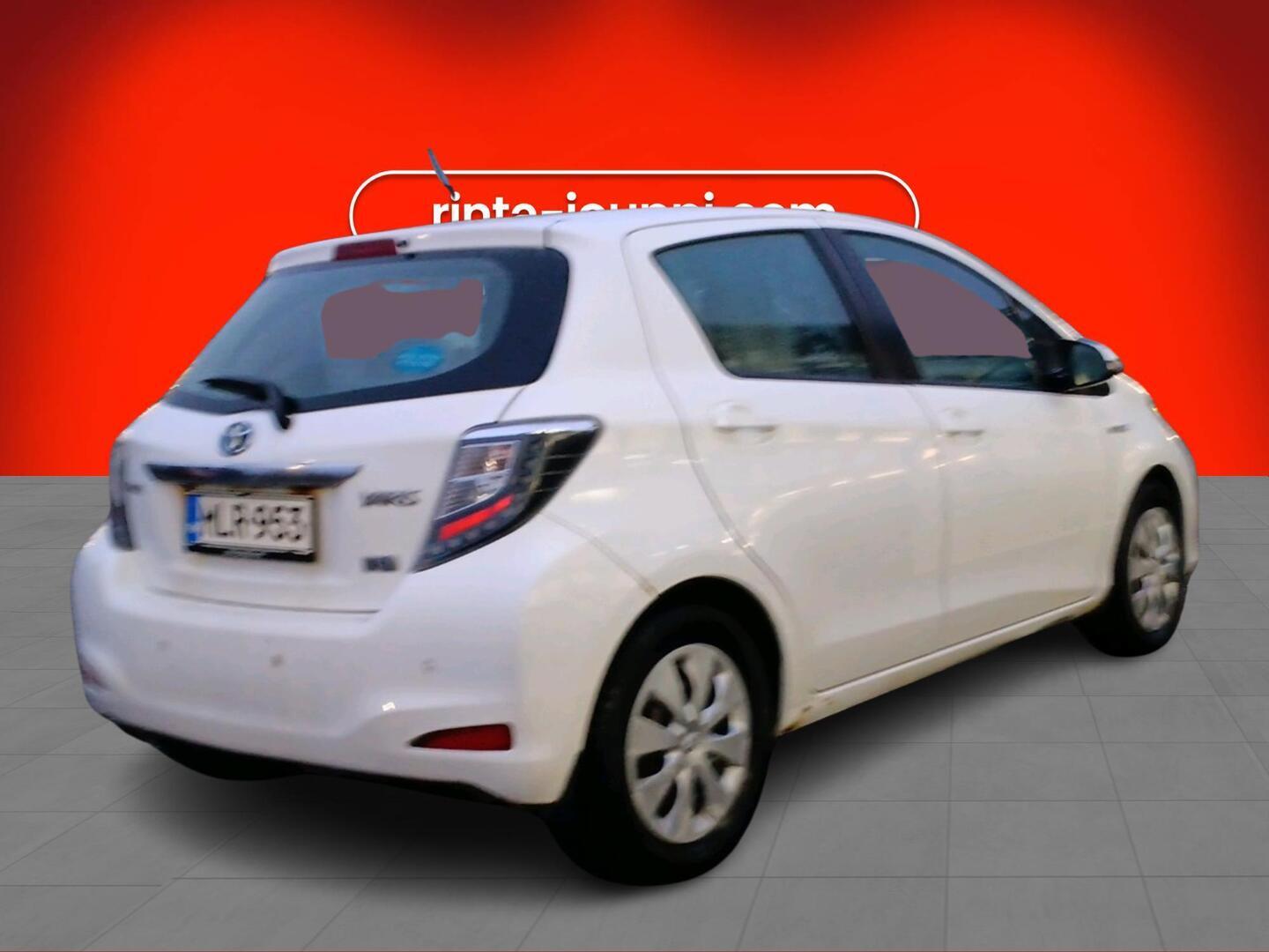 TOYOTA Yaris 2014
