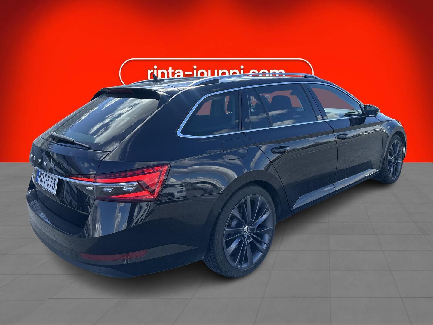 SKODA Superb 2023