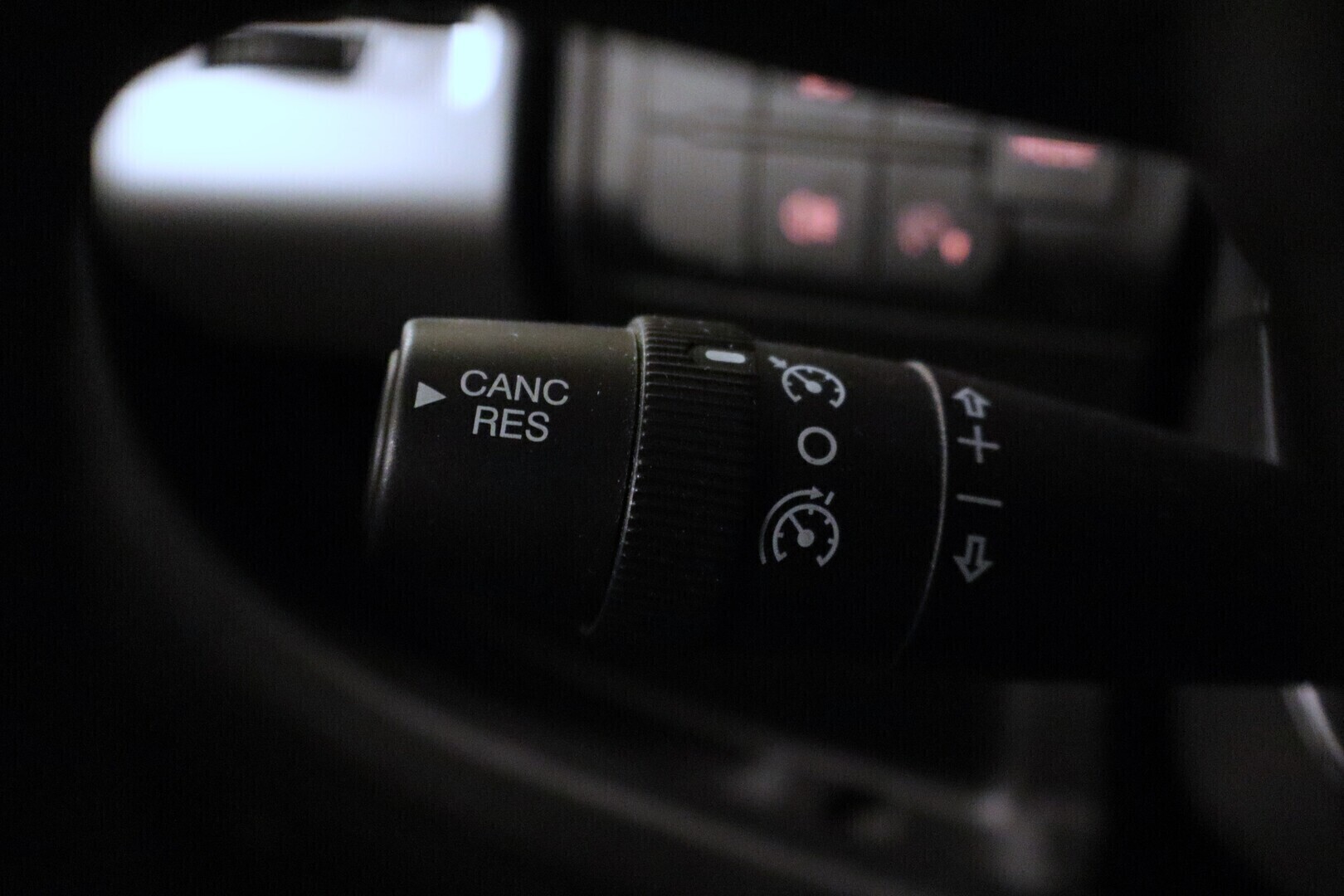 LMC EXPLORER I 665 2017