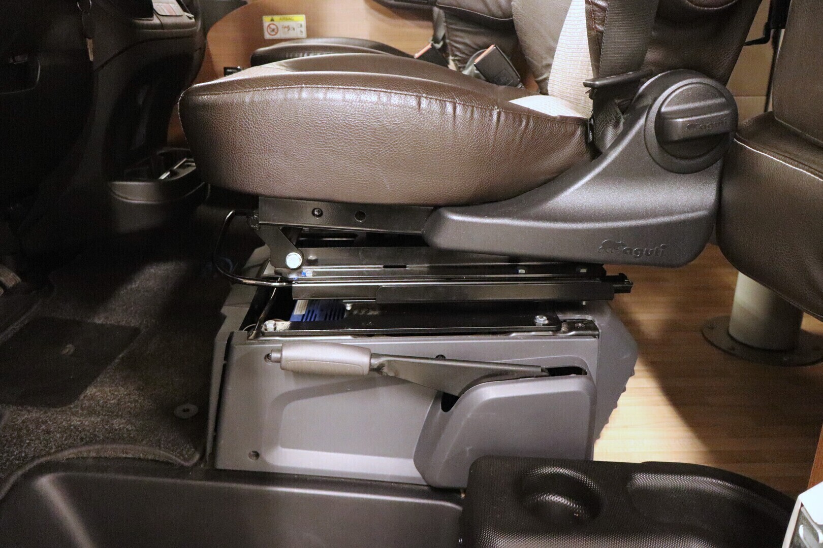 LMC EXPLORER I 665 2017